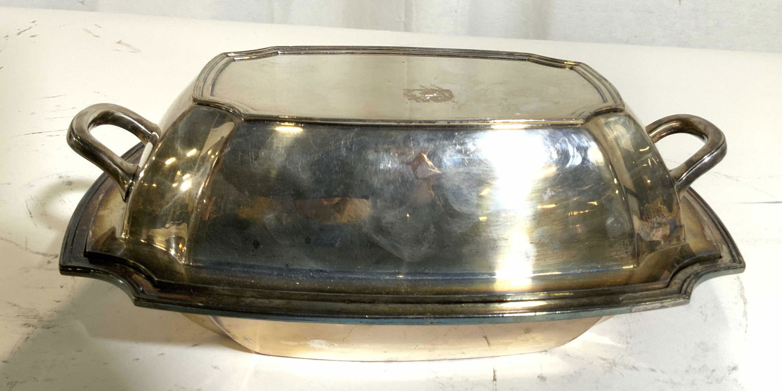 ROGERS BROS Silver plate Legacy Double Server: Vintage possibly antique Circa 1930, silver plate, double vegetable server , lidded vessel, in Legacy Patter, made in USA, Rogers Brothers collectible Silver Plate Table ware, hallmarked, trade marked