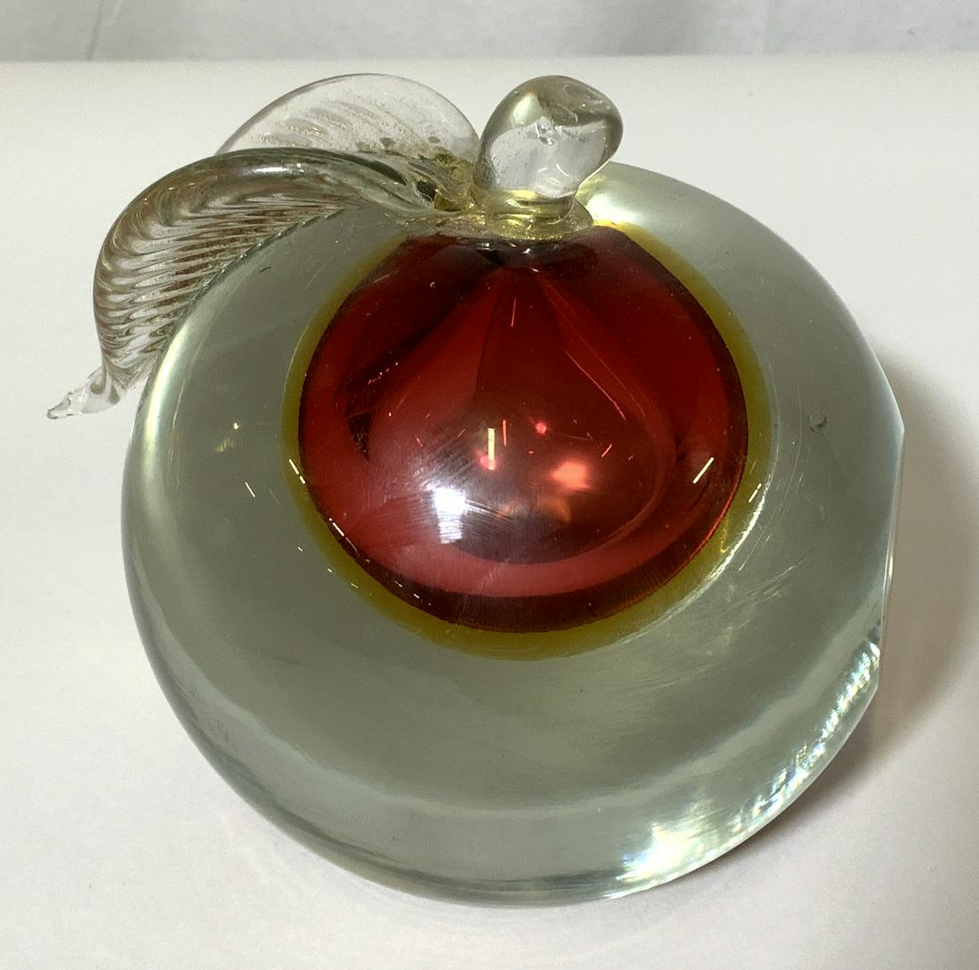 ALFREDO BARBINI Murano Art Glass Sculpture: ALFREDO BARBINI Murano Glass Apple Sculpture, desk accessory, decorative arts, Bookend, no apparent inscriptions or marks, measures 4 3/8 inches tall x 4 1/8 inches wide, heavy weight object, small ch