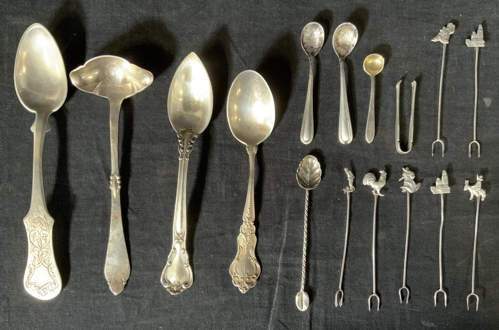 Lot 16 Vintage Silverware, Gorham, P&B, & More: Lot 16 Vintage Silverware, Gorham, P&B, & More, inscriptions read ‘Gorham Sterling’, ‘ABSA’, ‘Sterling P & B’, ‘MC 18’, ‘Sterling’, ‘850’, ‘T&Co STG M’, smallest piece meas