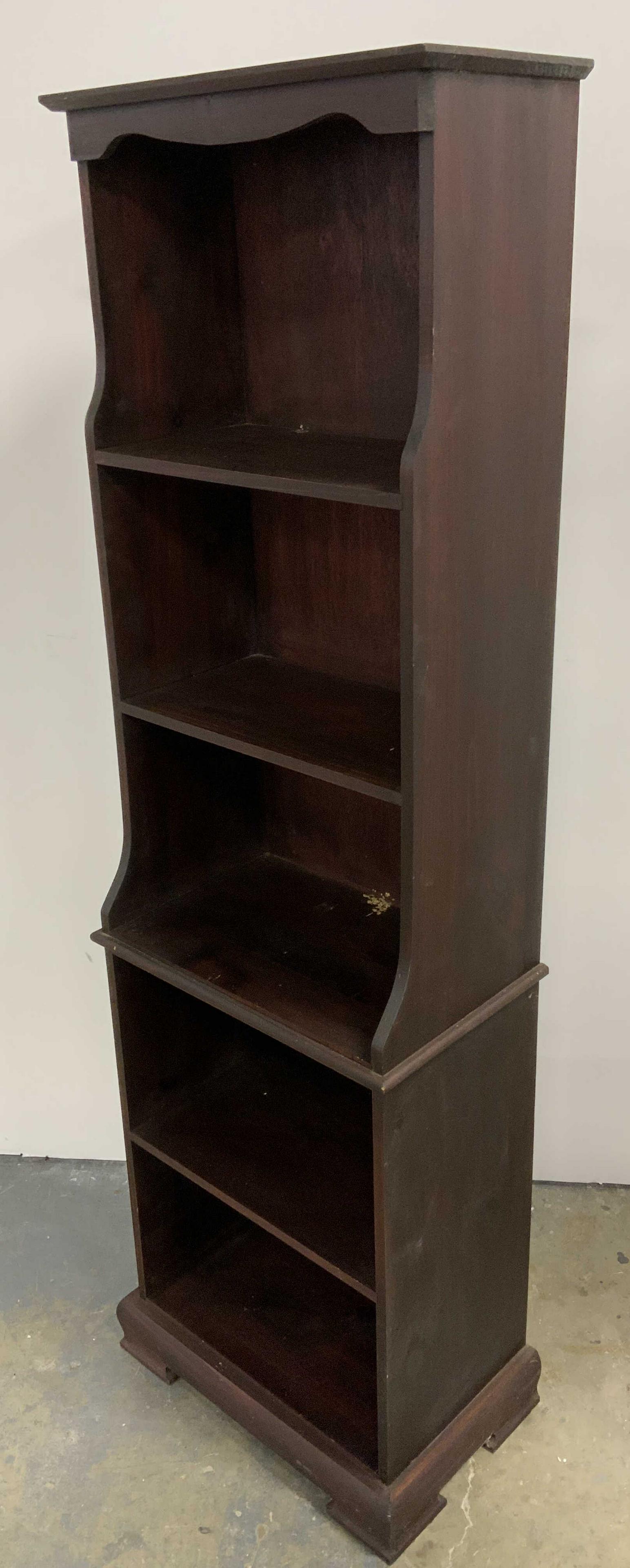Vintage SJ BAILEY & SONS Wooden Book Shelf: Vintage wooden book shelf. 5 shelves, measures approx 63 inches H, 19 inches W, and 9.5 inches Deep. Wear is consistent with age and use. Stamp on back reads as MASTER CRAFT SJ BAILEY AND SONS QUALITY