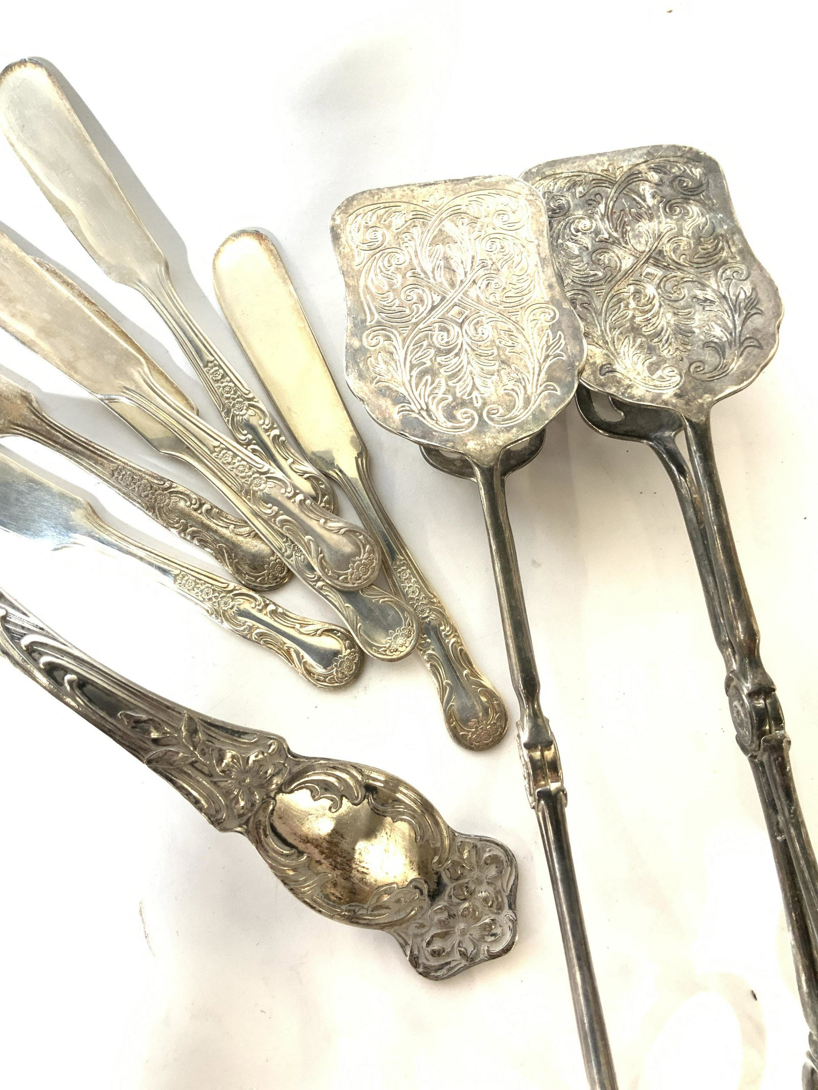 Group 14 SILVER PLATE Antique & Vntg Serving Ware: Group includes Hallmarked THREE CROWNS SILVERSMITHS Spoon and Fork salad Set, C. 1960s, 13 in. L. Hallmarked SIMEON & GEORGE H.ROGERS CO. Ladle, c. Early 1900s. 12 in. L spoon scoop 4 in. Wide. Weight