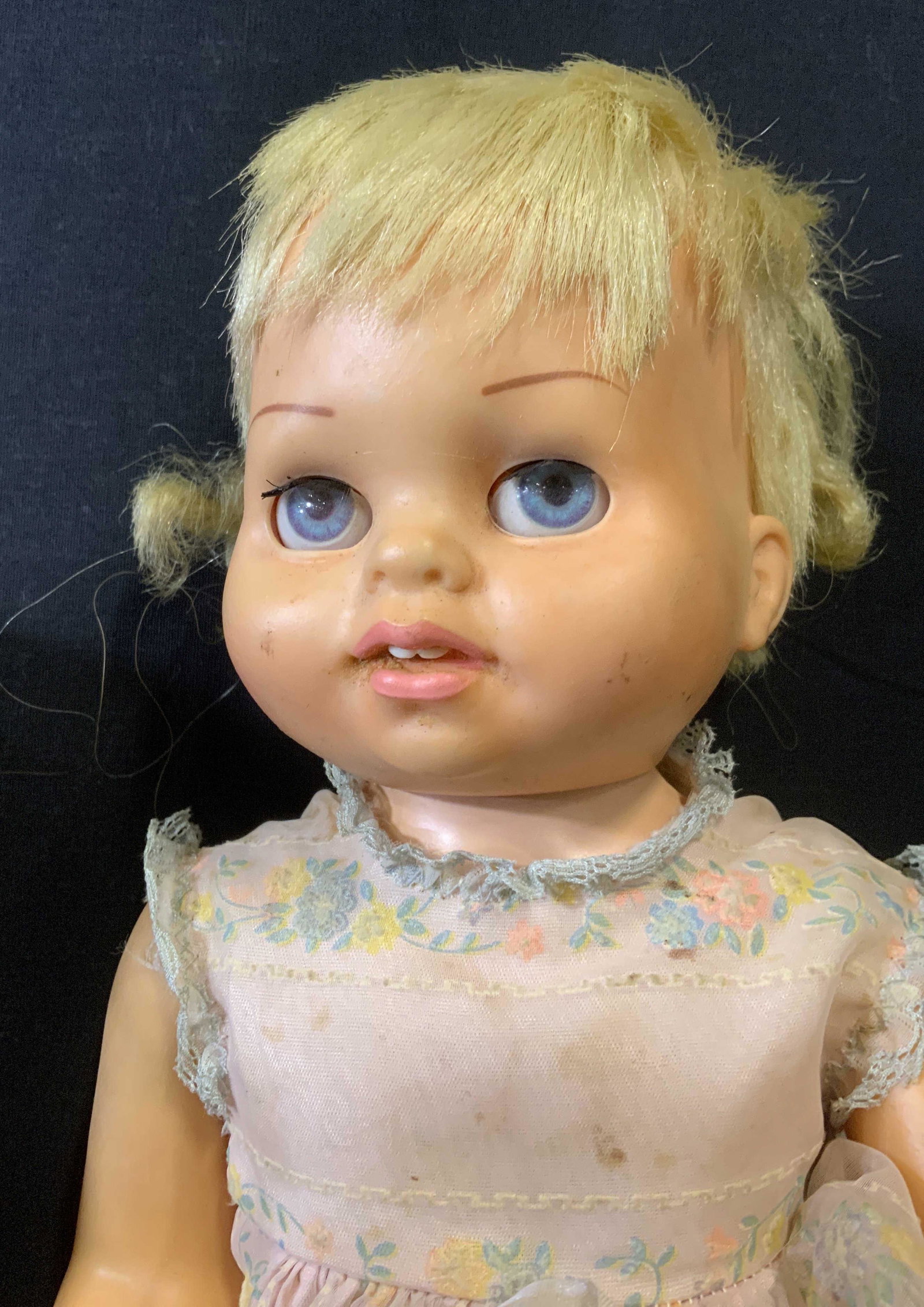 Lot 2 Vintage Children’s Dolls W. Nightgowns: Lot includes two vintage dolls, one is possibly antique. One appears to be crafted from cork or wood, the other is plastic. The doll crafted from cork / wood possibly handmade. Possibly has hand paint