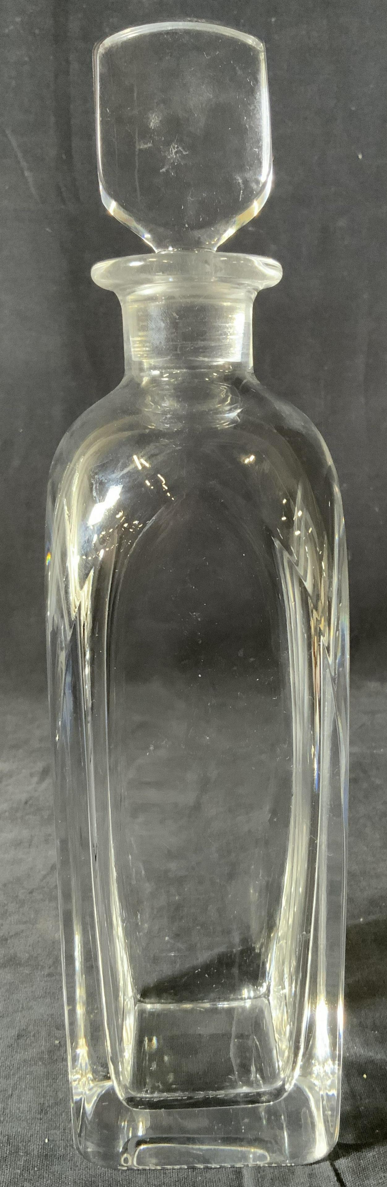 Vintage ORREFORS Edward Hald Crystal Decanter: Vintage ORREFORS Edward Hald Crystal Decanter, inscription to base reads ‘ORREFORS EH2498-‘’’, measures 11 7/8 inches tall x 2 7/8 inches wide, some surface wear but overall in good condition,