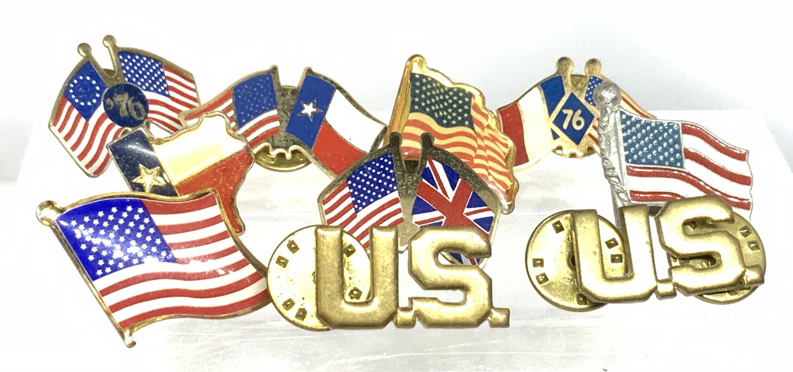 Lot 10 American Flag Lapel Pins: Vintage Pins, some enamel, some under resin, one of State of Texas Flag, one of dual American Colonial Star Flag with 50 Star American flag, one with Dual French Flag and American Flag and British Uni