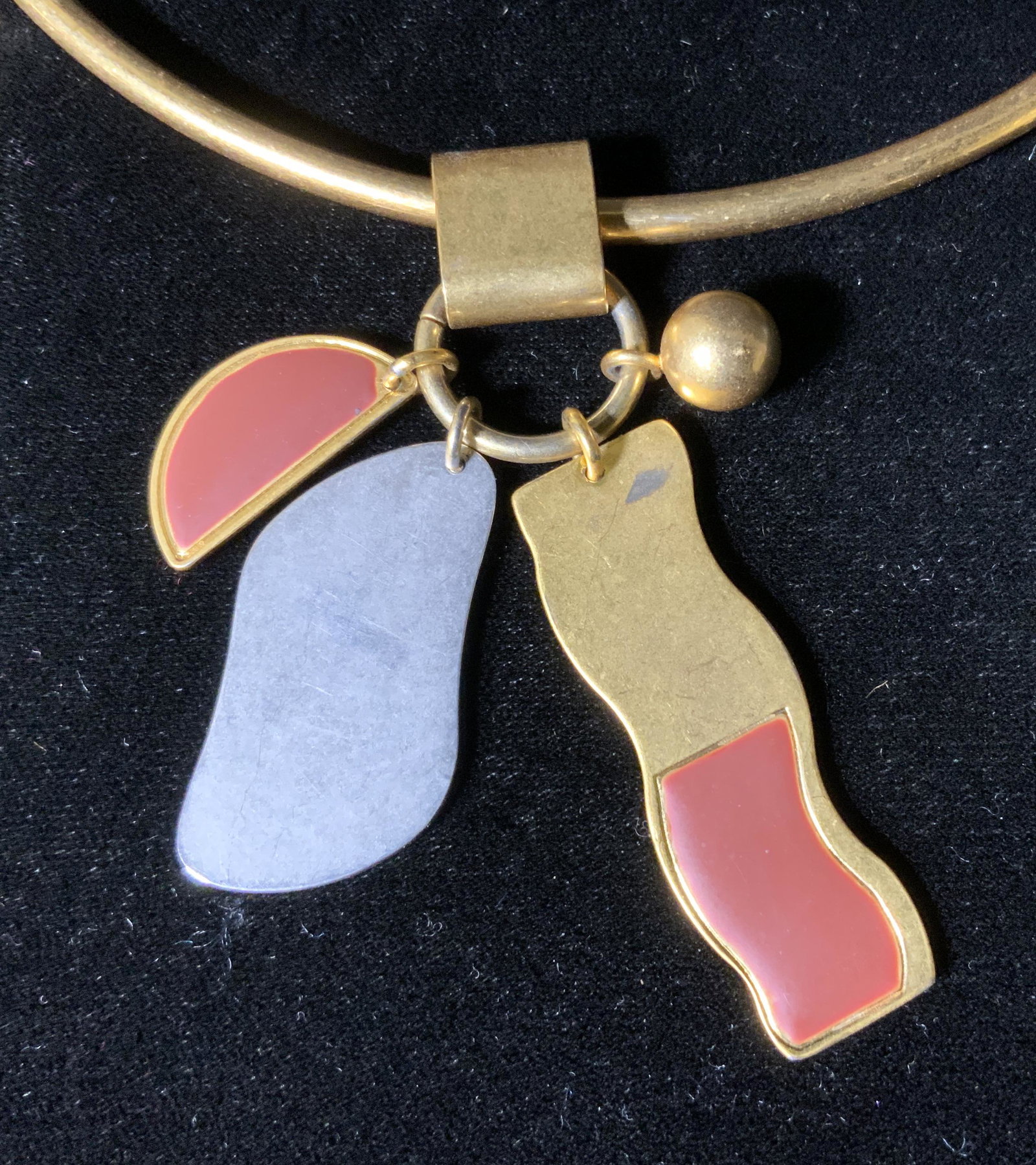 MADEWELL Collar Necklace, Fashion Jewelry: MADEWELL Collar Necklace with lobster clasp, inscription to necklace reads ‘M’, measures 5 1/2 inches wide, longest pendant measures 2 inches long, some surface surface wear to necklace, MADEWELL,