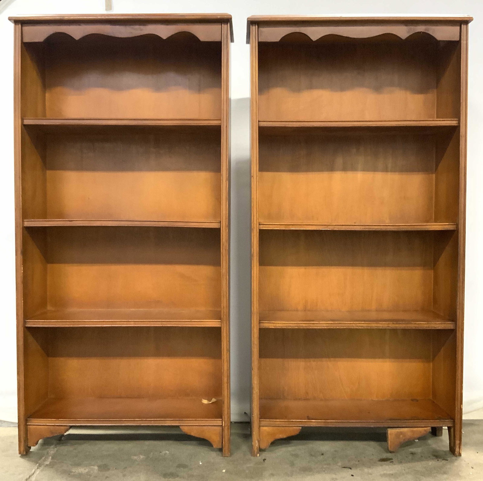 Pair Vintage 3 Shelf Bookshelves Bookcases: Lot includes 2 bookshelves, each are vintage & appear to be wooden possibly veneer. Bookshelves have 3 shelves each. Each are beige toned. Each measures approx 48 inches tall 24 inches wide 8 inches d