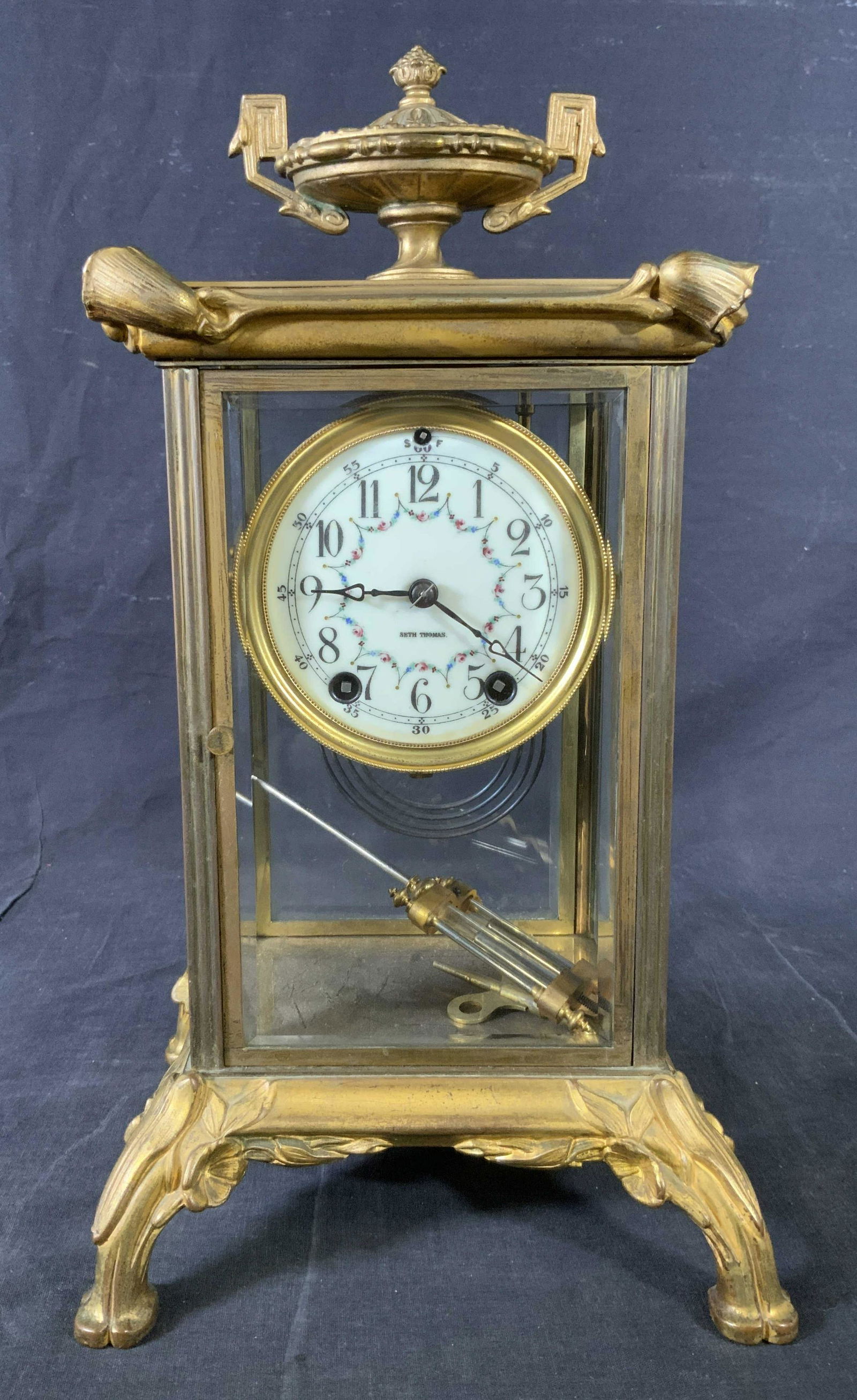 SETH THOMAS Crystal Regulator Clock: SETH THOMAS Crystal Regulator Clock, inscriptions read ‘Seth Thomas’, ‘Made in US’, ‘48N’, measures 15 1/4 inches tall x 8 1/2 inches at widest point, surface wear to piece, not tested for