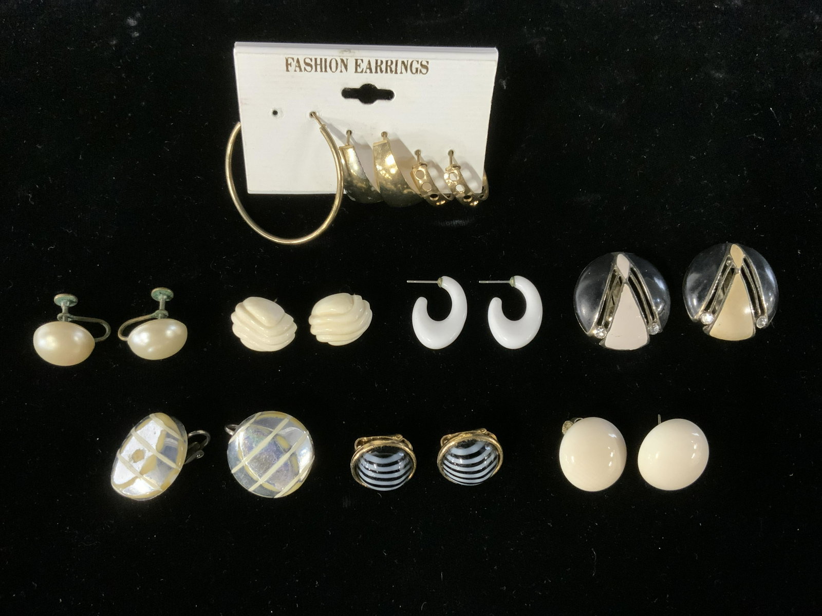 Lot 10 Earrings, Vintage Fashion Jewelry: Lot 10 Earrings, Some Vintage, inscription to earring card reads ‘Fashion Earrings Made in Korea’, smallest pair measures 5/8 inches in diameter, largest pair measure 1 inch in diameter, some earr