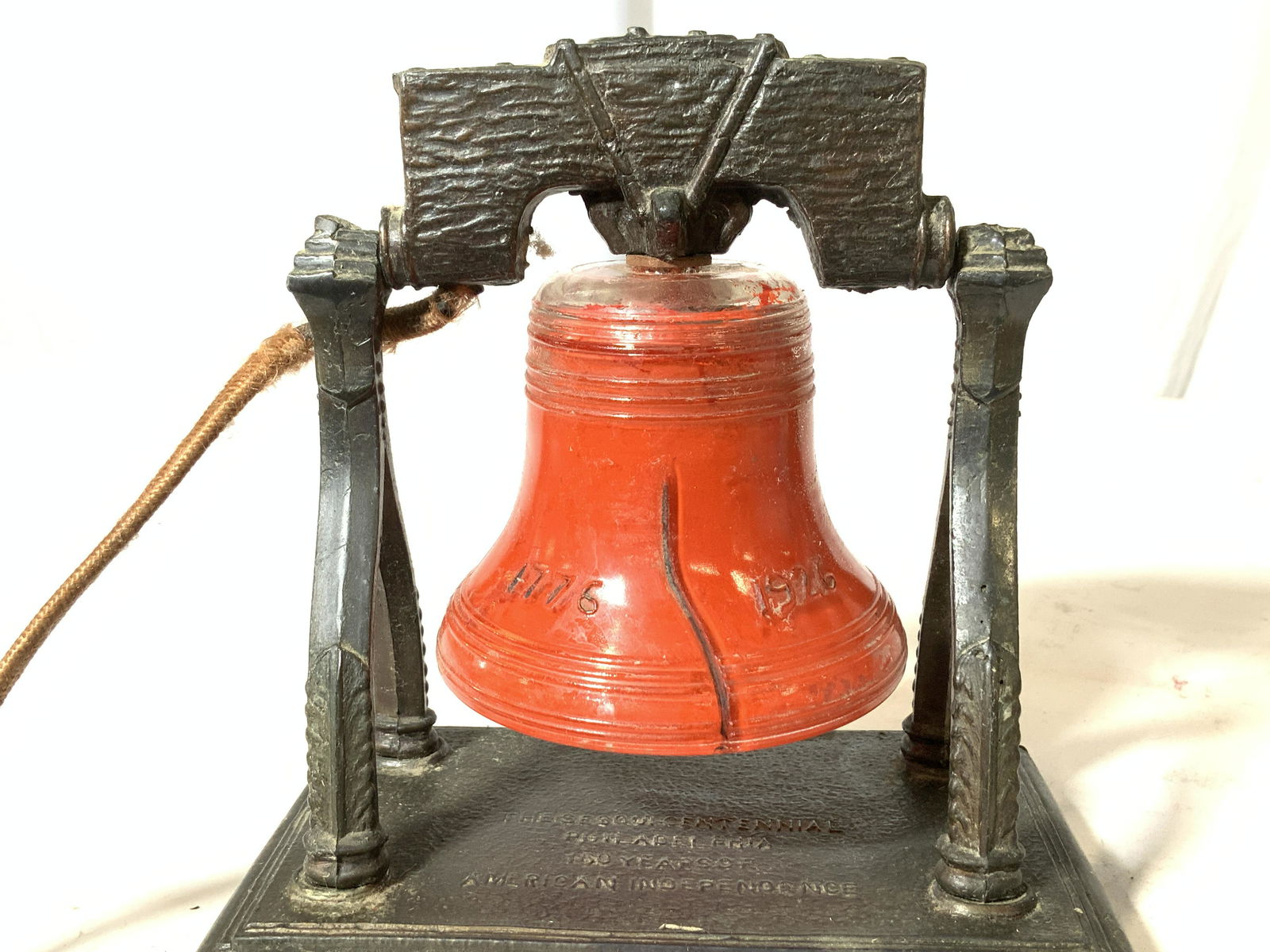 Vnt LIBERTY BELL Light SquiCentennial Philadelphia: Unique table lamp, vintage, almost antique, glass Liberty Bell lamp shade painted red, reads 1775-1926, hangs on cast bronze swivel anchor marked The Squi- Centennial Philadelphia 150 Years Of America