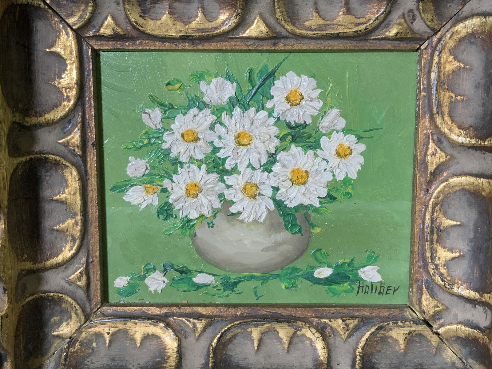 HOLIBER Signed Oil on Canvas Floral Still Life Art: June R. Holiber signed oil on canvas floral still life, signature to the lower right corner reads ‘Holiber’, subject a floral still life of a bouquet of daisies in a grey pot, thick impasto brushs