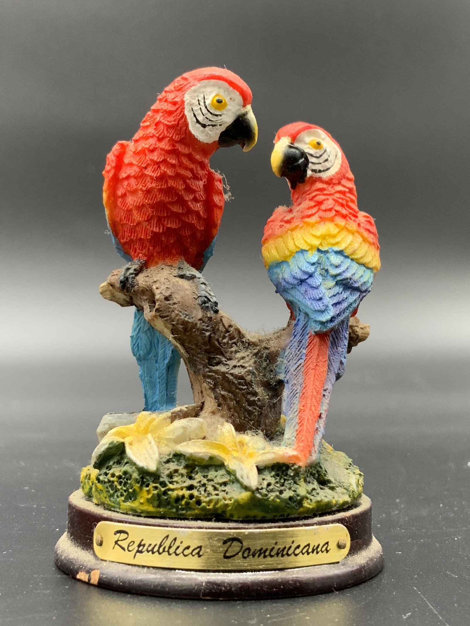 Lot4 Collect Tabletop Accessories, Figurals & More: Three collectible figurals and one collectible trinket box. The black trinket box is vintage, crafted from wood, and painted with vibrant colors and gilt. The painted scene depicts three men sailing i