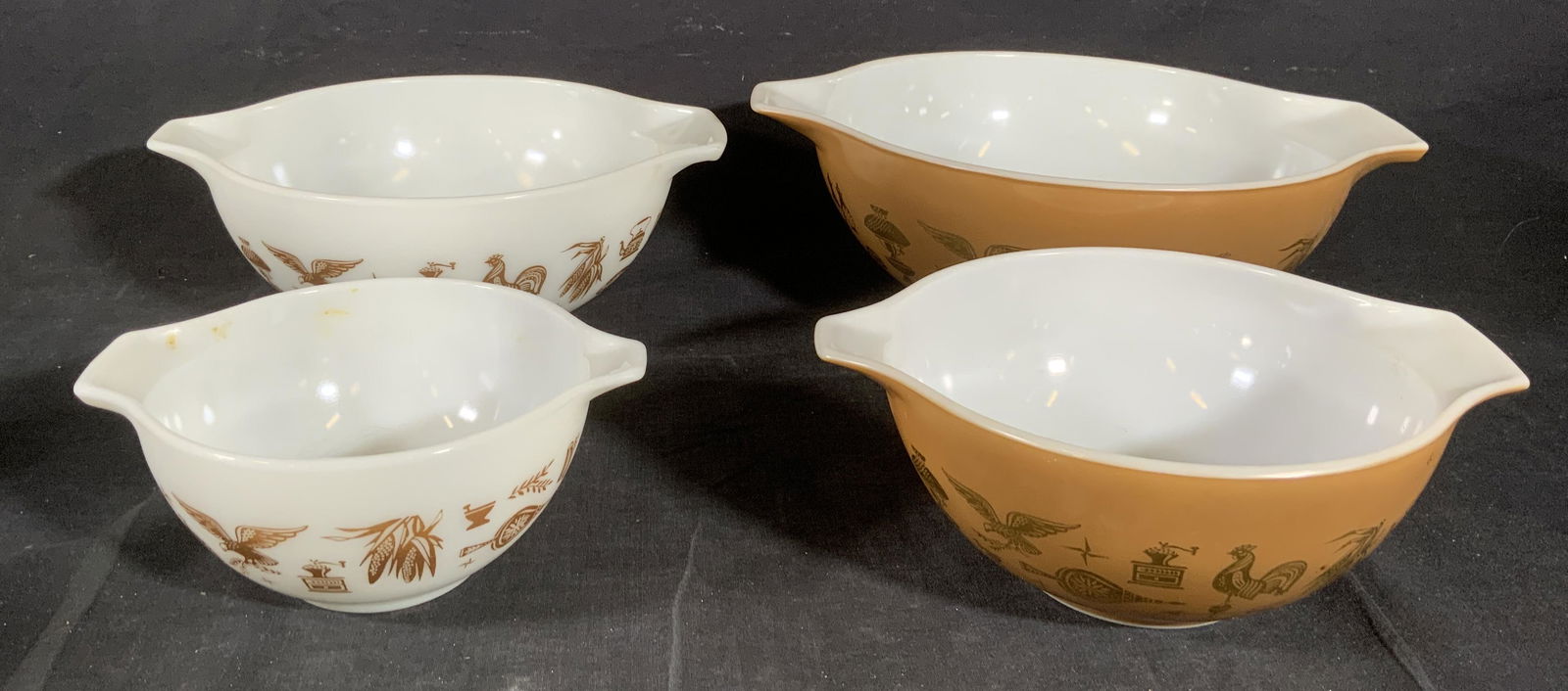 Set 4 Vintage PYREX Mixing Bowls: Set 4 Vintage PYREX Mixing Bowls, circa early 1960’s, inscriptions read ‘4411-1/2 PT Trademark 33 Pyrex Made in USA Ovenware’, smallest bowl measures 3 1/4 inches tall x 7 3/8 inches at widest p