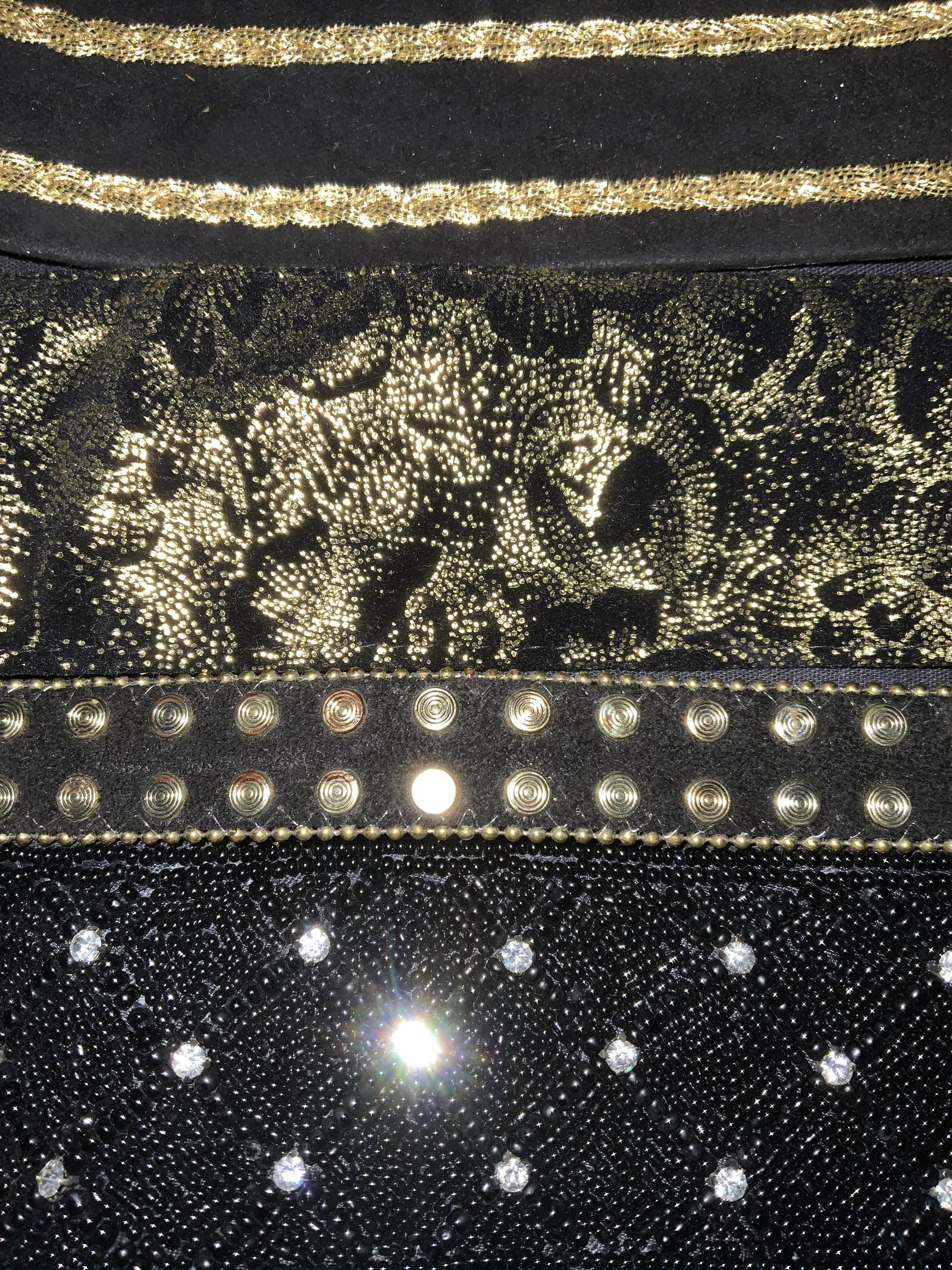 Lot 4 Vintage Fashion Belts: Lot includes four vintage belts from various manufacturers. Manufacturers include MAGID, ASTOR and AN ABBS CREATION. Largest piece measures 38 inches long. Wear is consistent with age and use. Belts, 