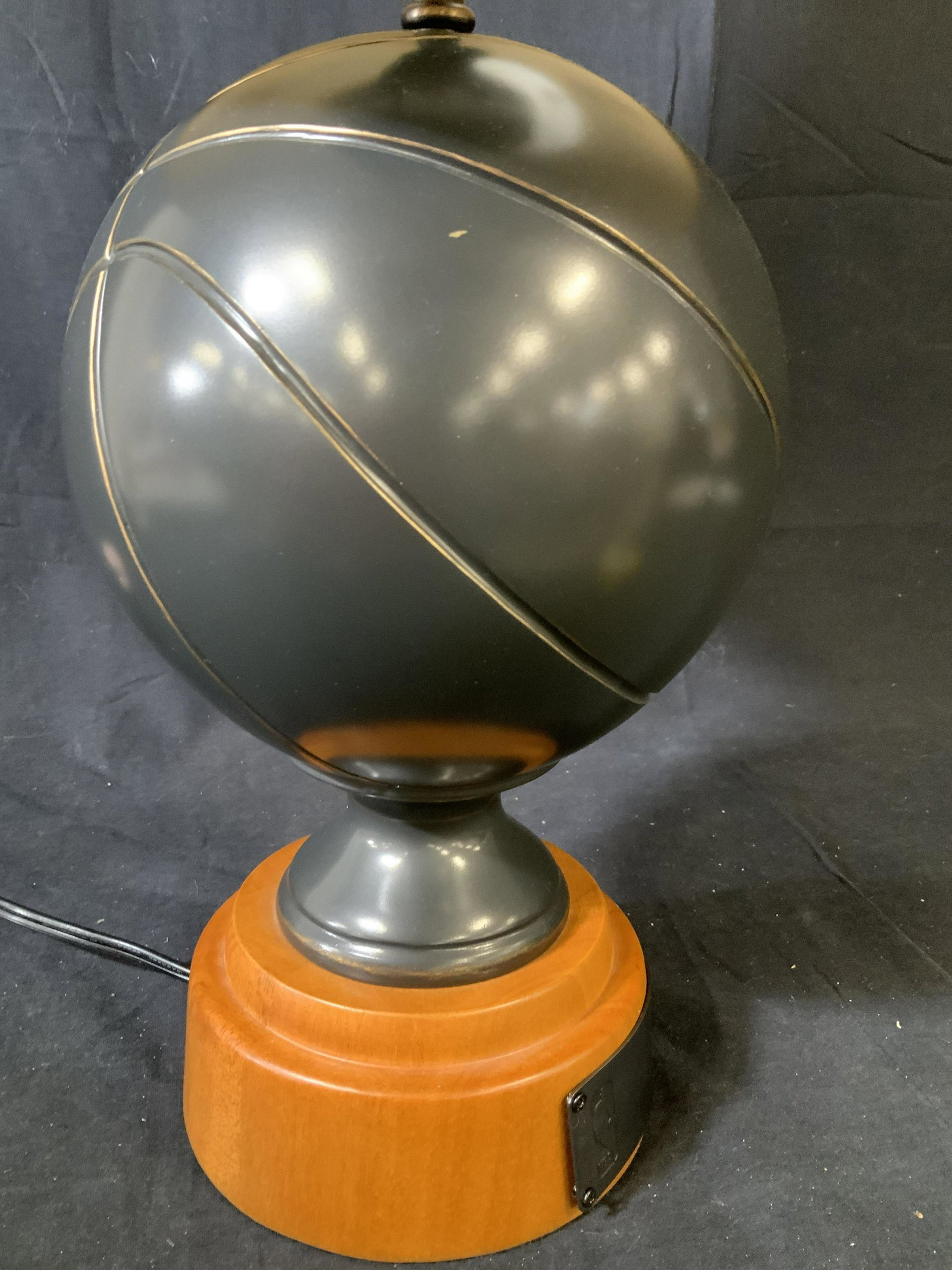 Pottery Barn NBA Basket Ball Form Lamp: Lamp lighting, pottery barn teen label, good condition, bedside lamp, table lamp, home lighting and accessories. measures ht 25 inches to finial, comes with shade good condition