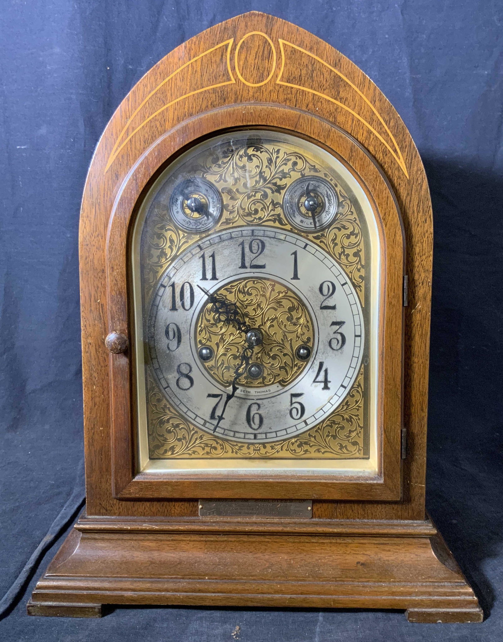 Vintage SETH THOMAS Wooden Mantel Clock 1936: Vintage SETH THOMAS Wooden Mantel Clock 1936, plaque reads ‘Presented by the employees of Mr & Mrs L Schnitzler in the occasion of their golden anniversary 1886 1936 14K’, measures 15 inches tall 
