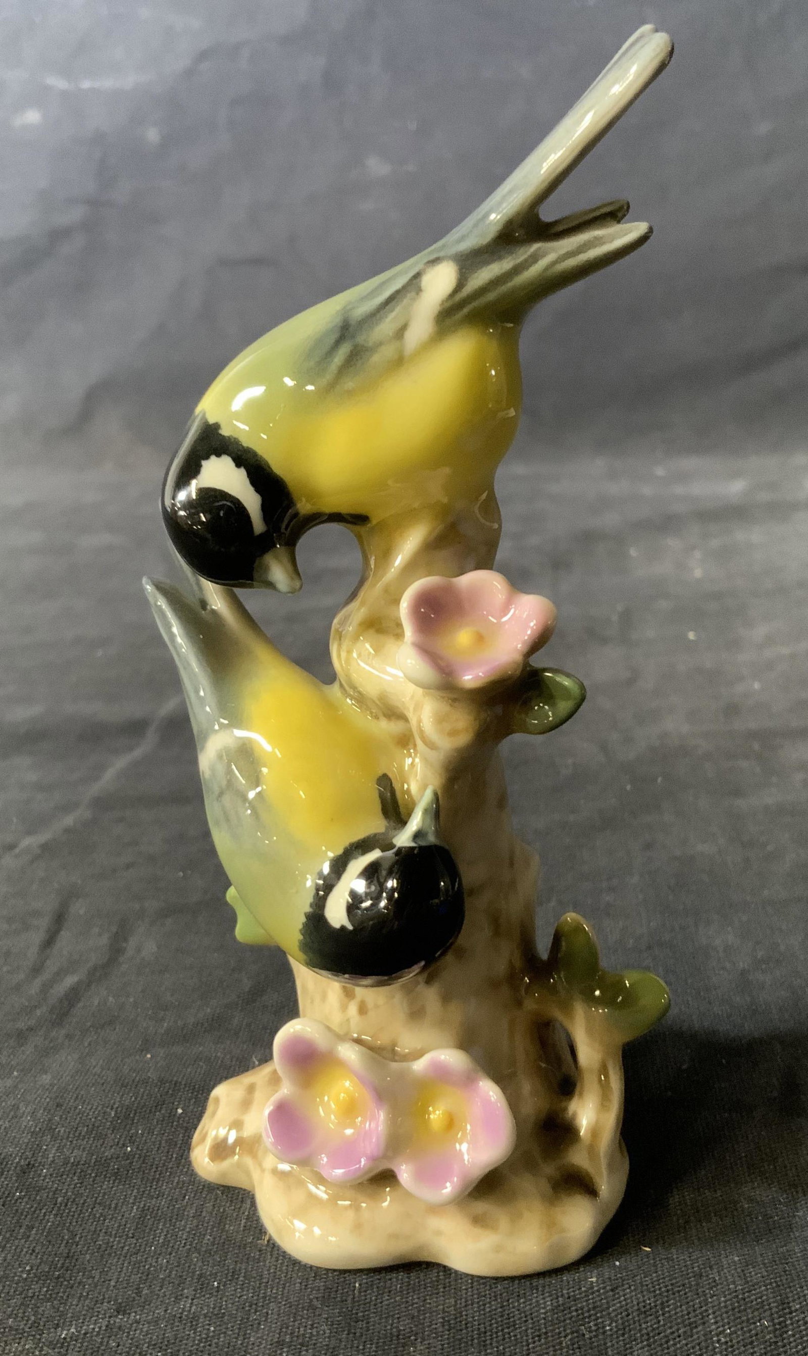 Vintage GOEBEL Porcelain Bird Figurine: Vintage GOEBEL Porcelain Bird Figurine, labels read ‘GOEBEL W Germany Meissen Titmouse Mesange’, measures 4 7/8 inches tall x 2 3/8 inches at widest point, surface west to piece, Vintage, vintage