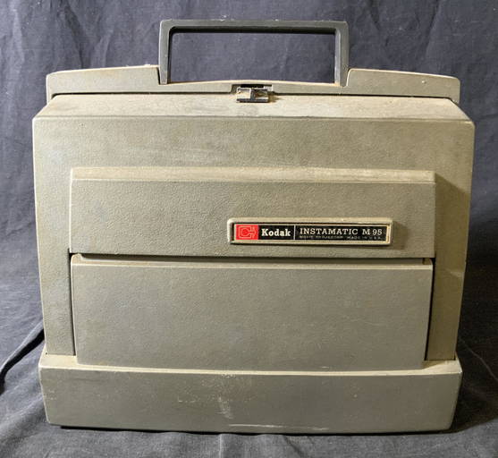 Vintage Kodak Instamatic M95 Move Projector