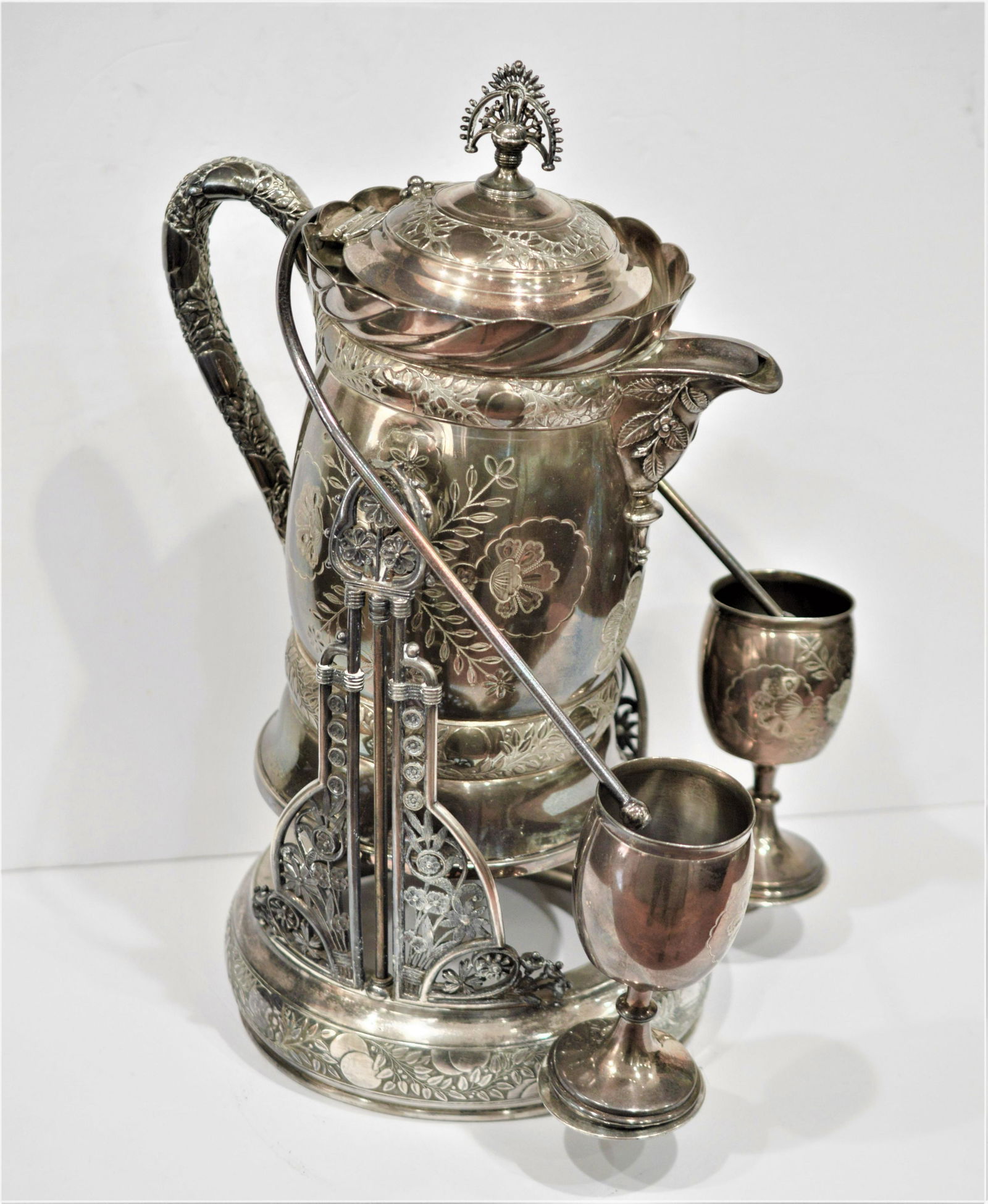 Meridan Britannia Hamilton MB Hand Chiseled Victor (1 of 11)