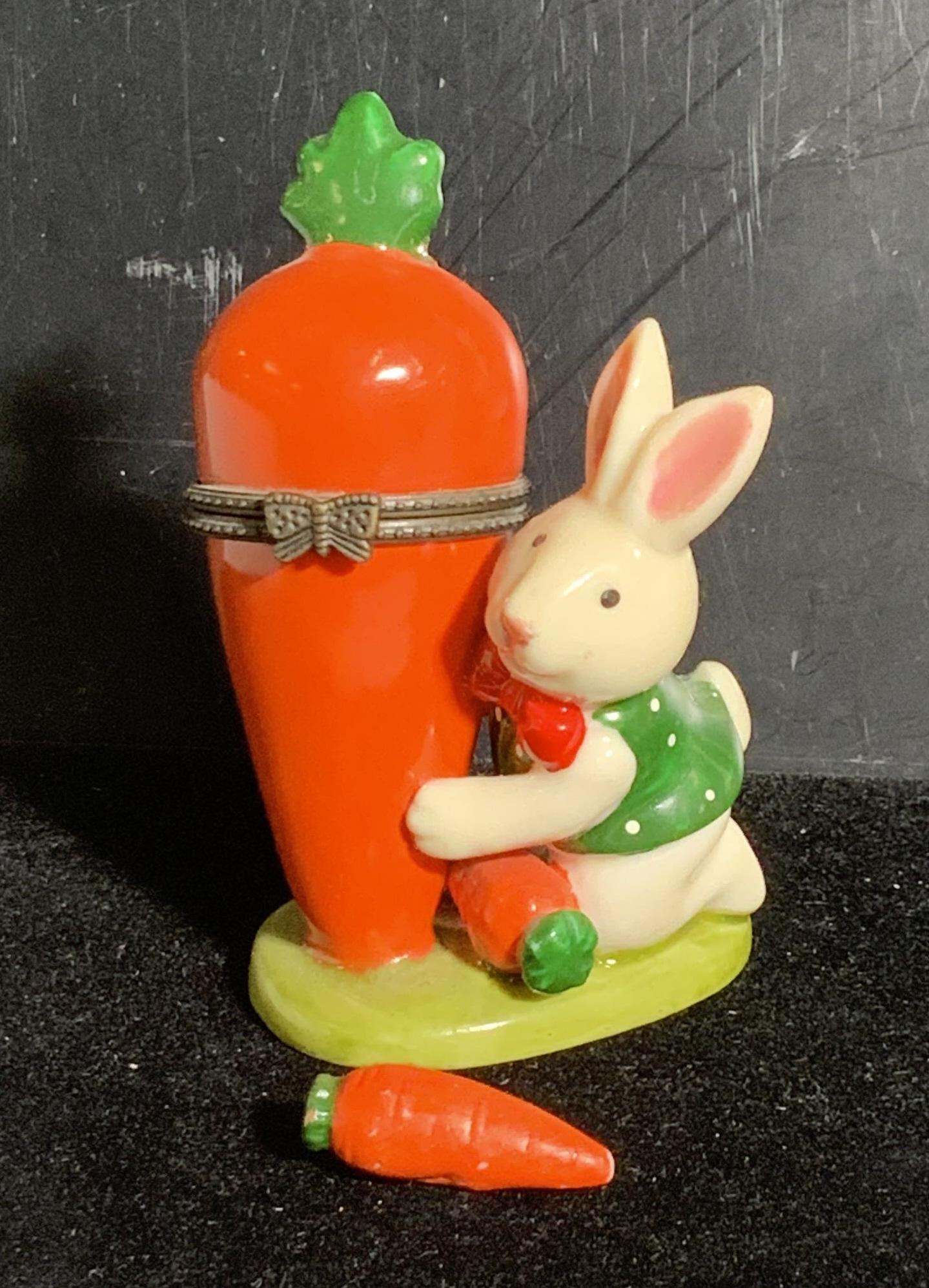 Rabbit and Carrot Porcelain Snuff Box, Collectible (1 of 5)