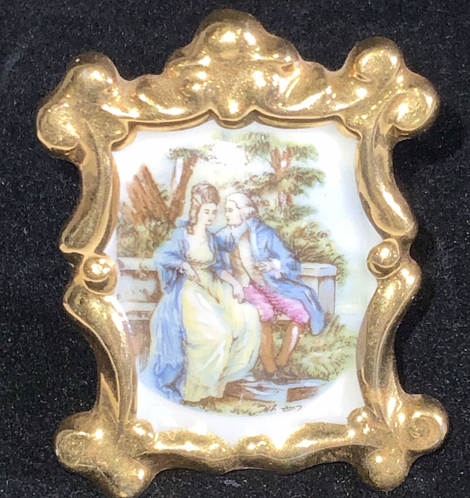 LIMOGES Signed French Porcelain Miniature Artwork (1 of 9)