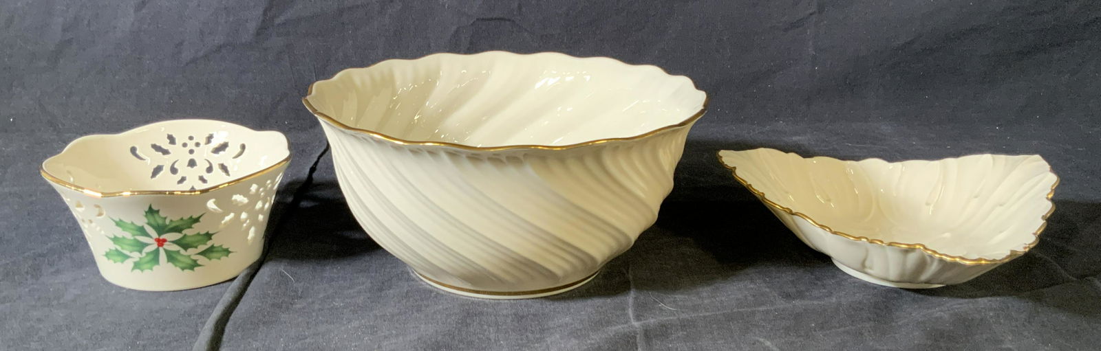 Lot 3 Vintage LENOX Porcelain Bowls (1 of 7)
