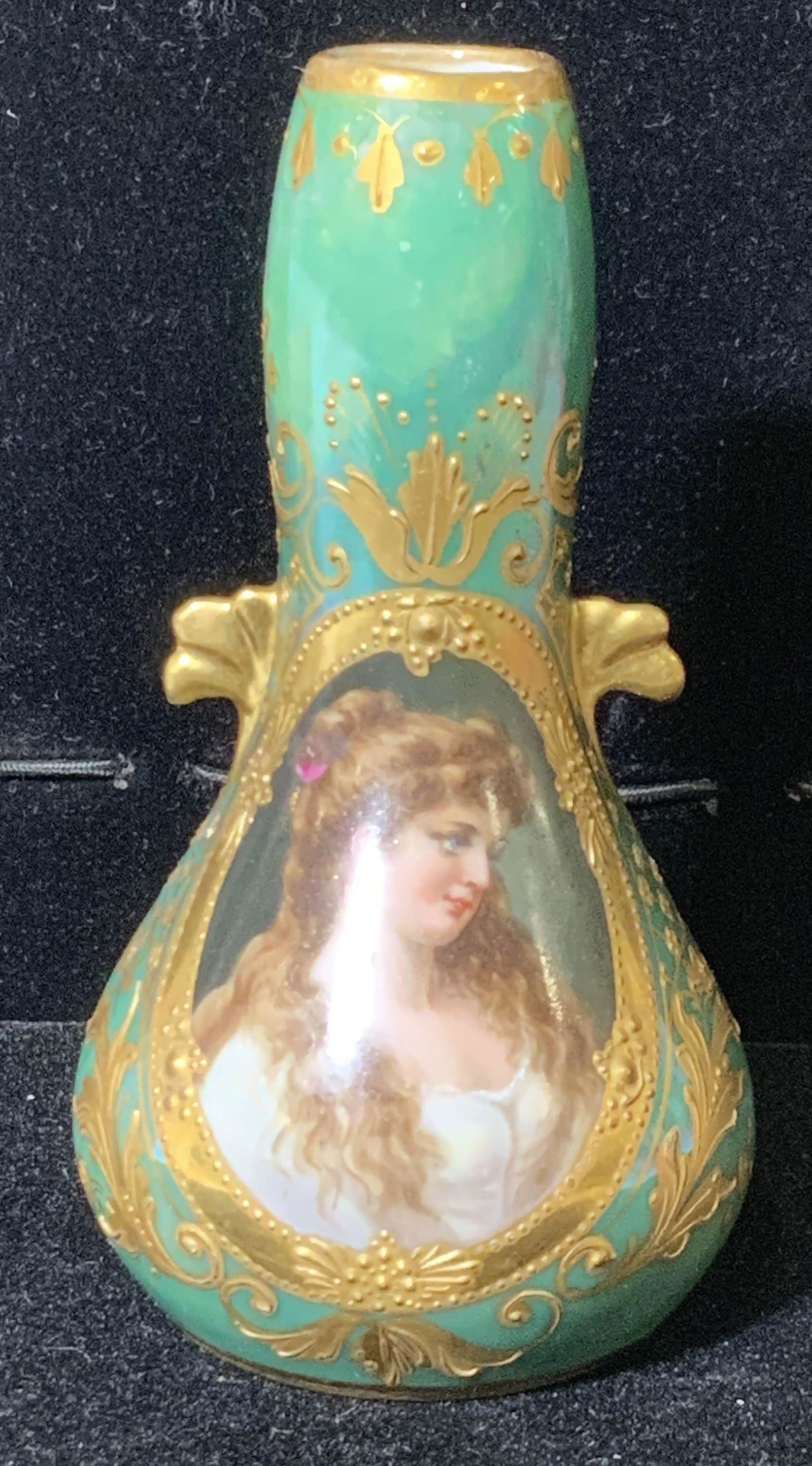 DRESDEN Porcelain Portrait of Lady Vase, Germany (1 of 5)