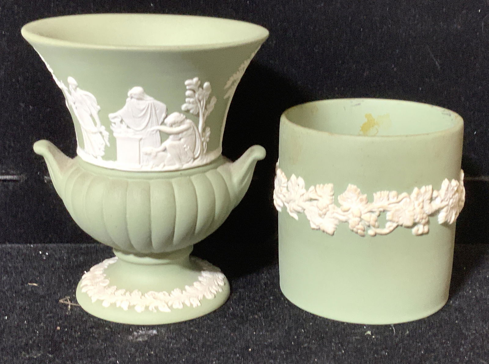 Pr Green Wedgwood Jasperware Vases England (1 of 7)