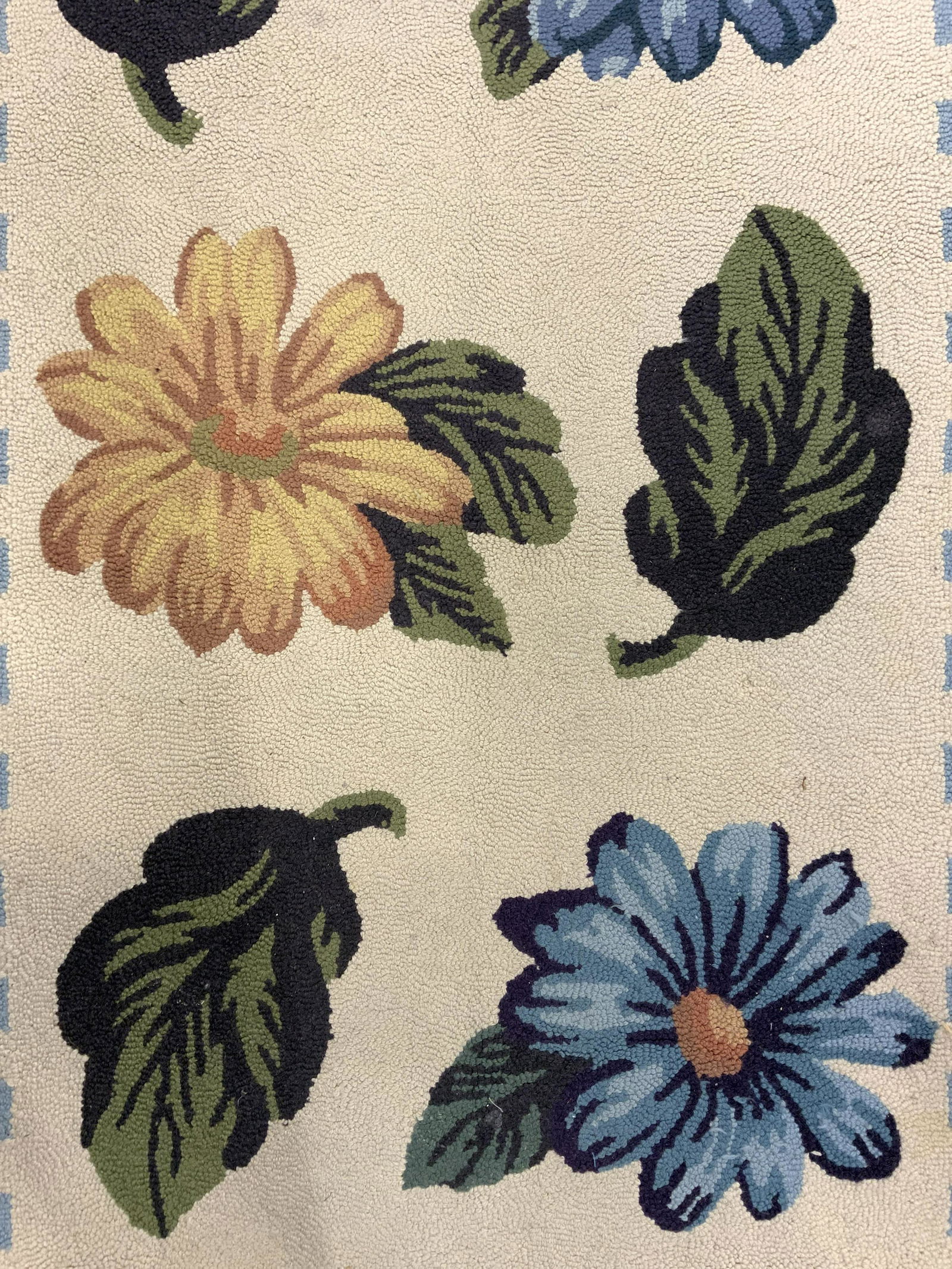 Vintage Hand Hooked Area Rug (1 of 7)