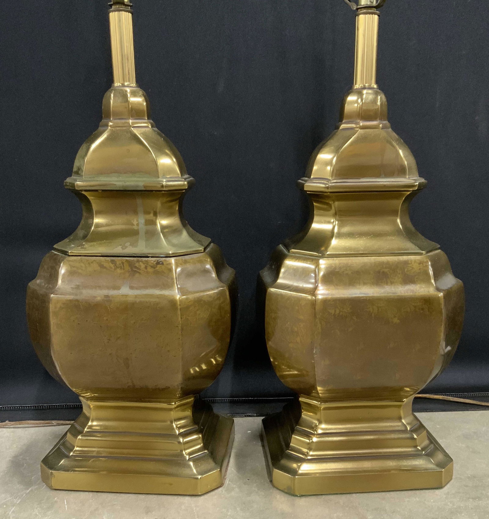 Pair Vintage Brass Tabletop Lamps (1 of 11)