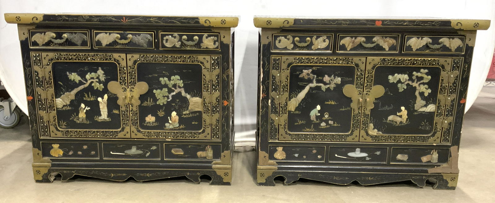 Pair Chinoiserie Asian Lacquered Chests (1 of 11)