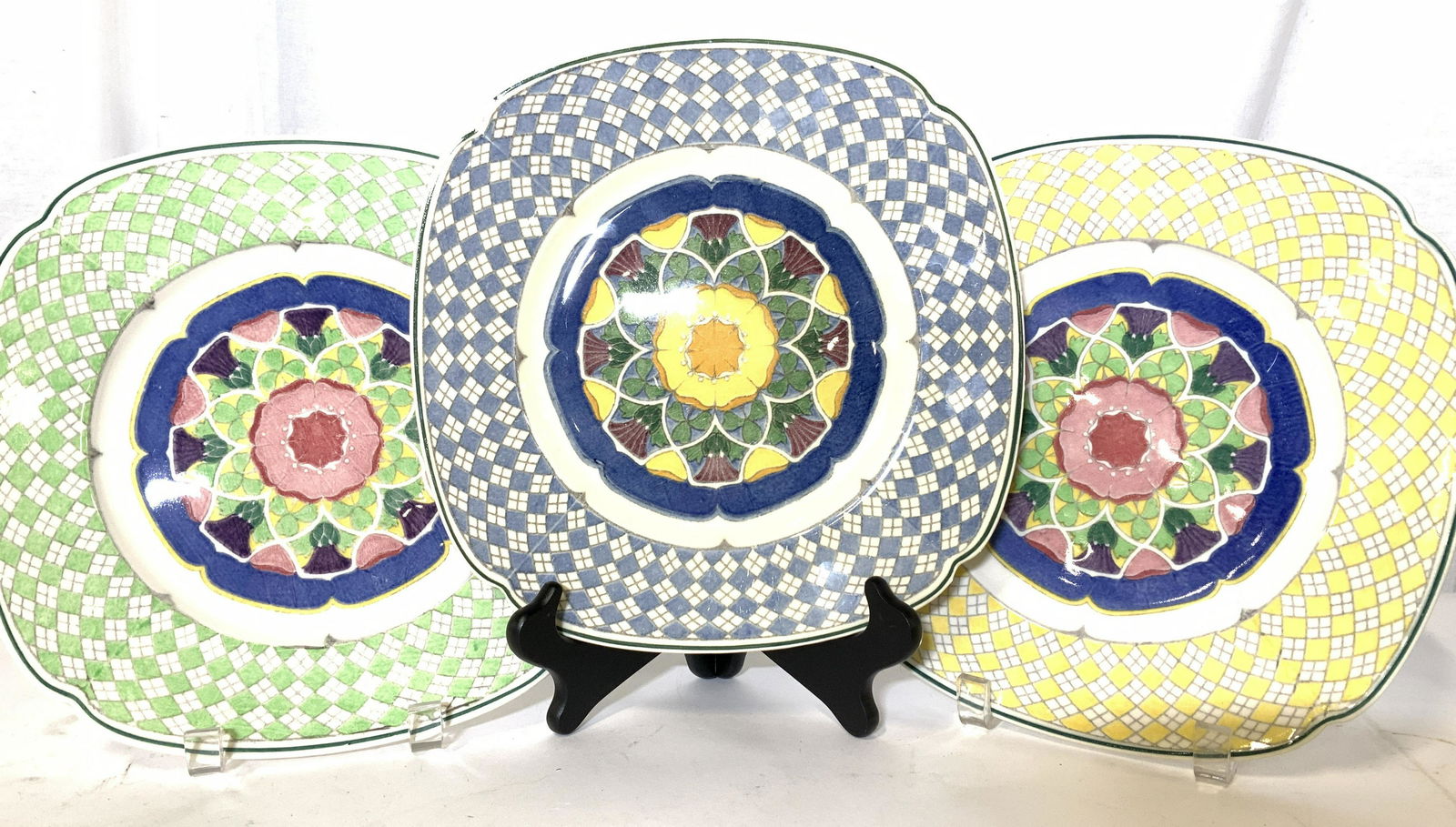 Set 9 ROYAL DOULTON Ceramic Dinner Plates (1 of 14)