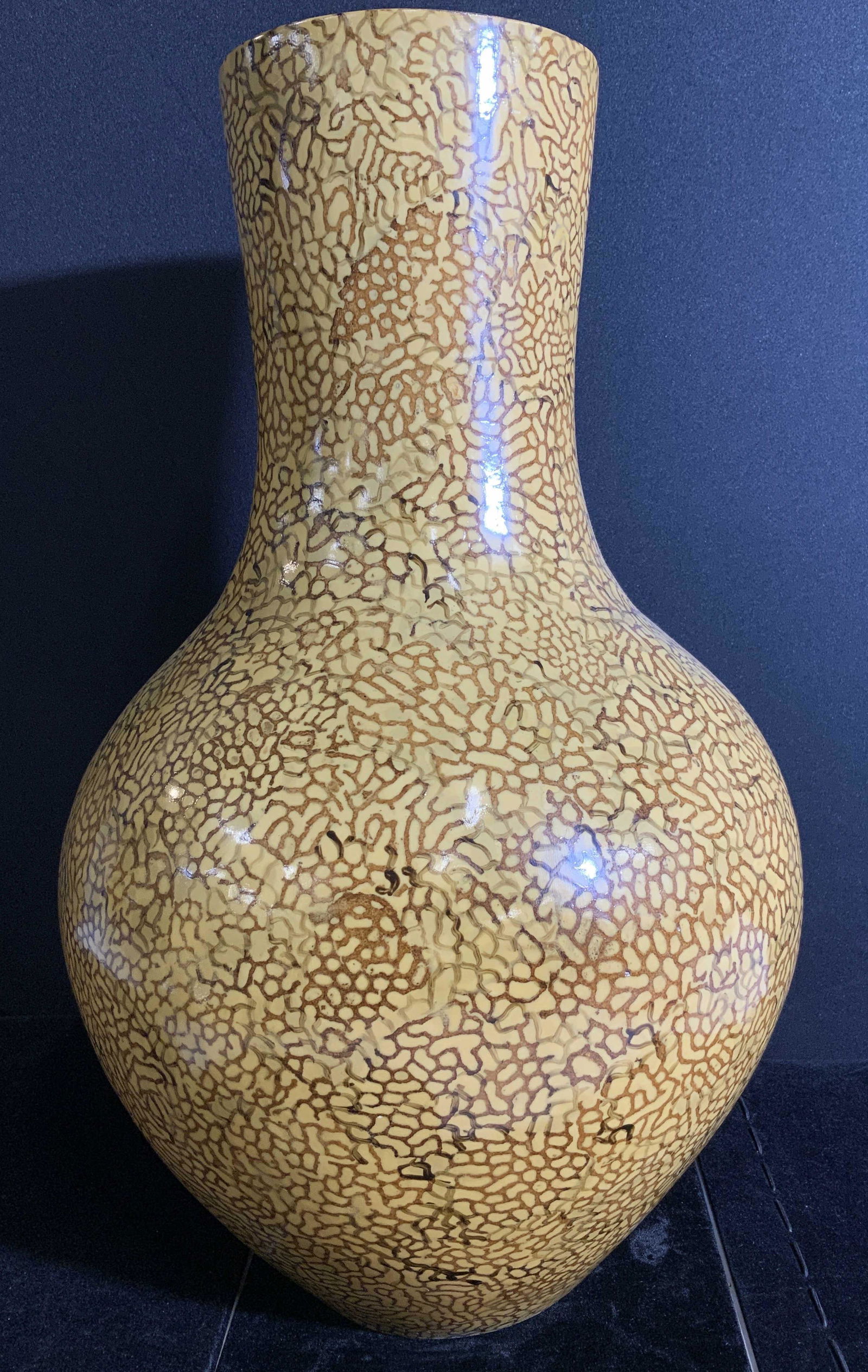 Contemporary Geometric Gourd Lacquer Vessel (1 of 8)