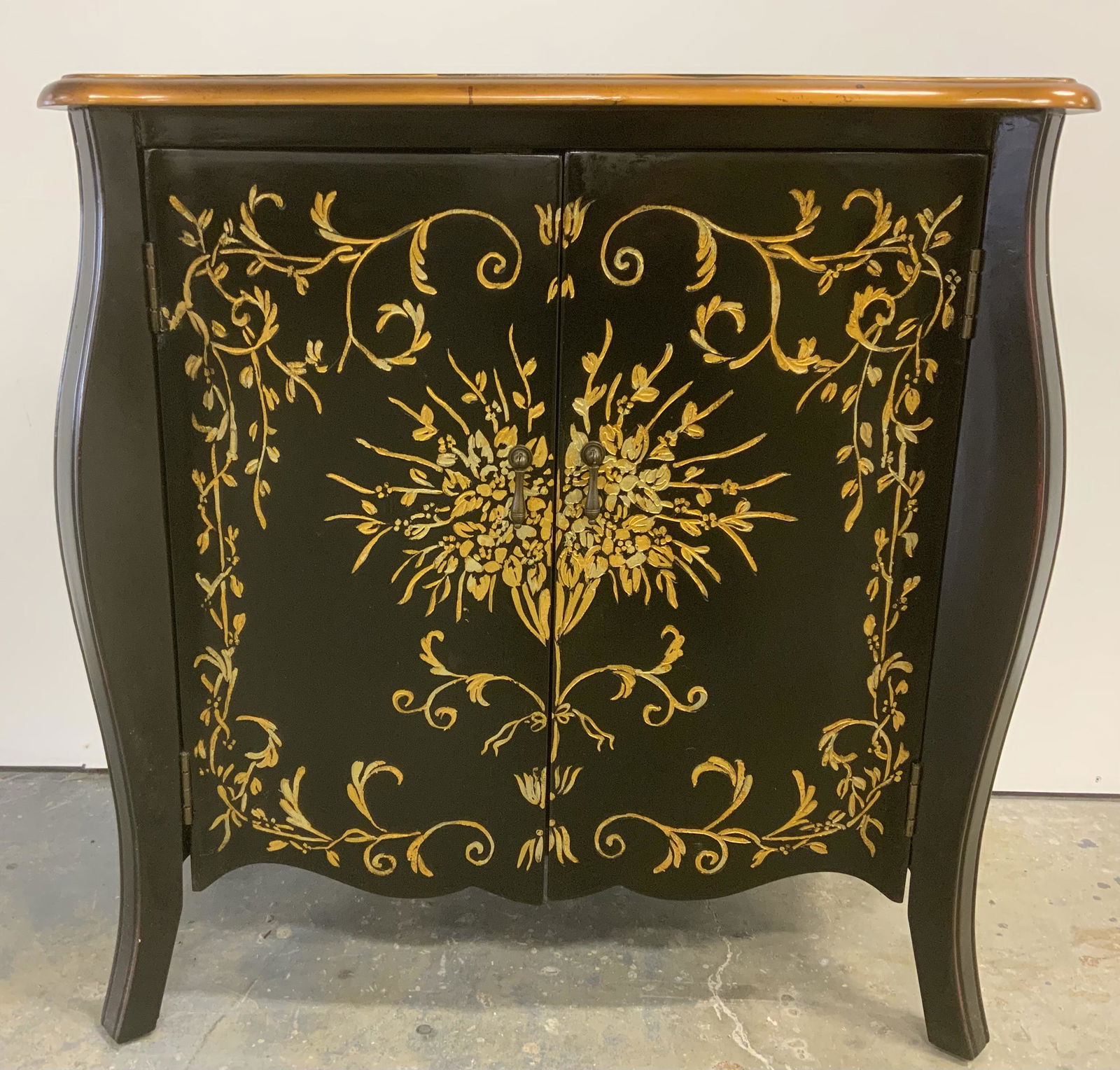 Hand Painted Wooden Asian Style Cabinet (1 of 10)