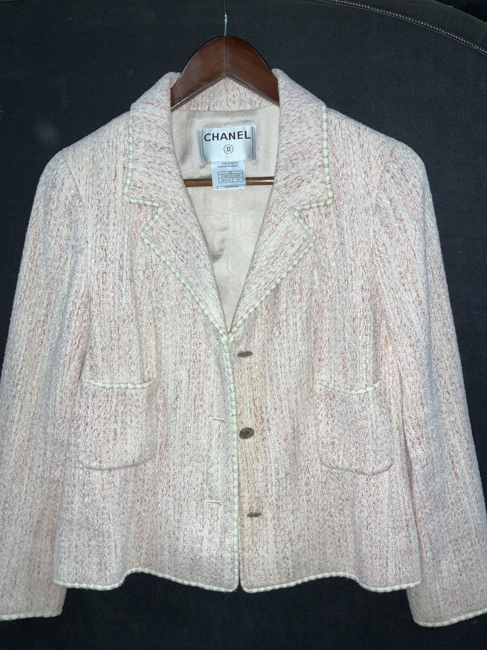 Classic CHANEL Pink Silk/ Cotton Vintage Blazer (1 of 11)