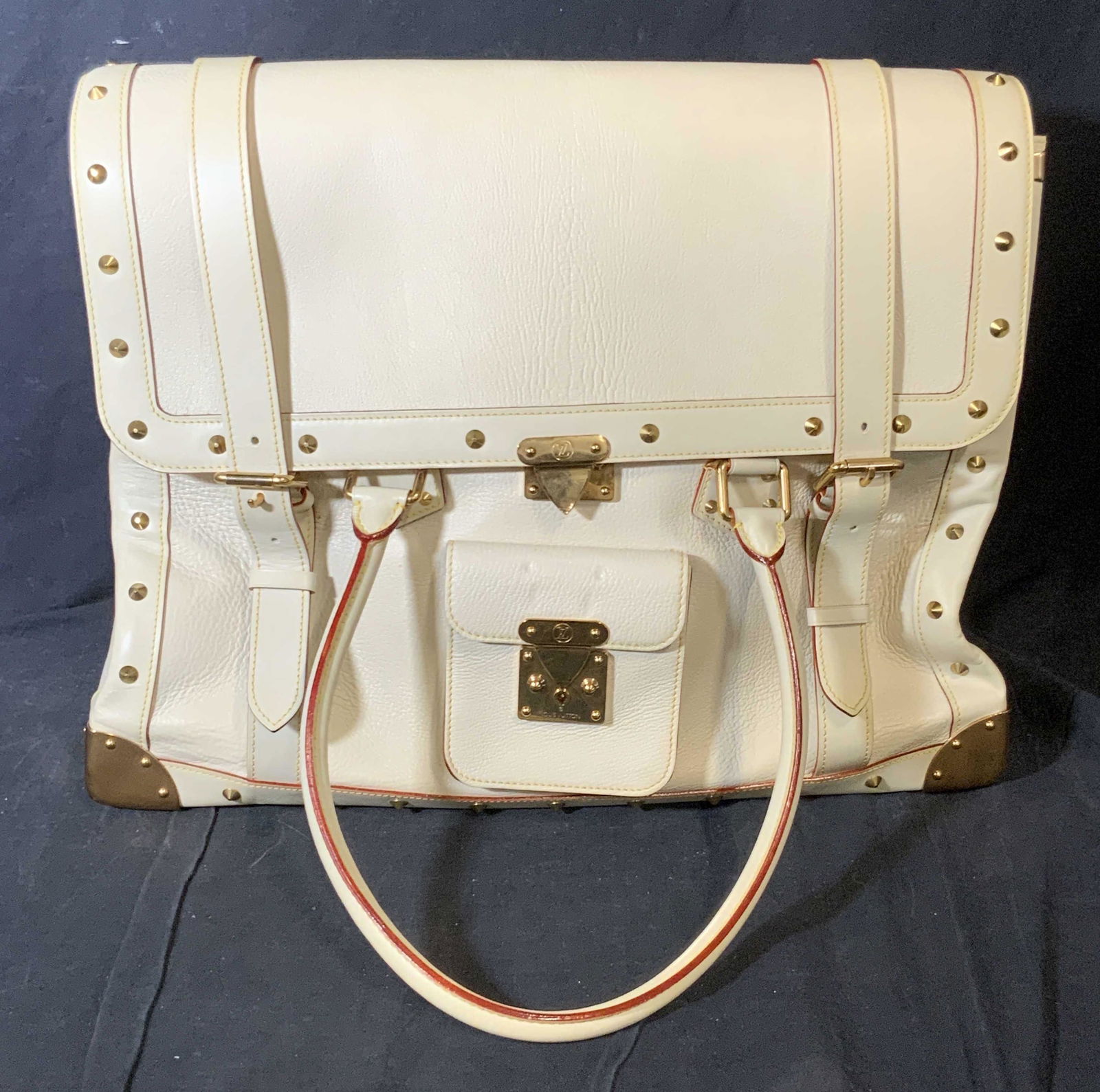 LOUIS VUITTON L’Extravagant Luxury Travel Handbag (1 of 20)