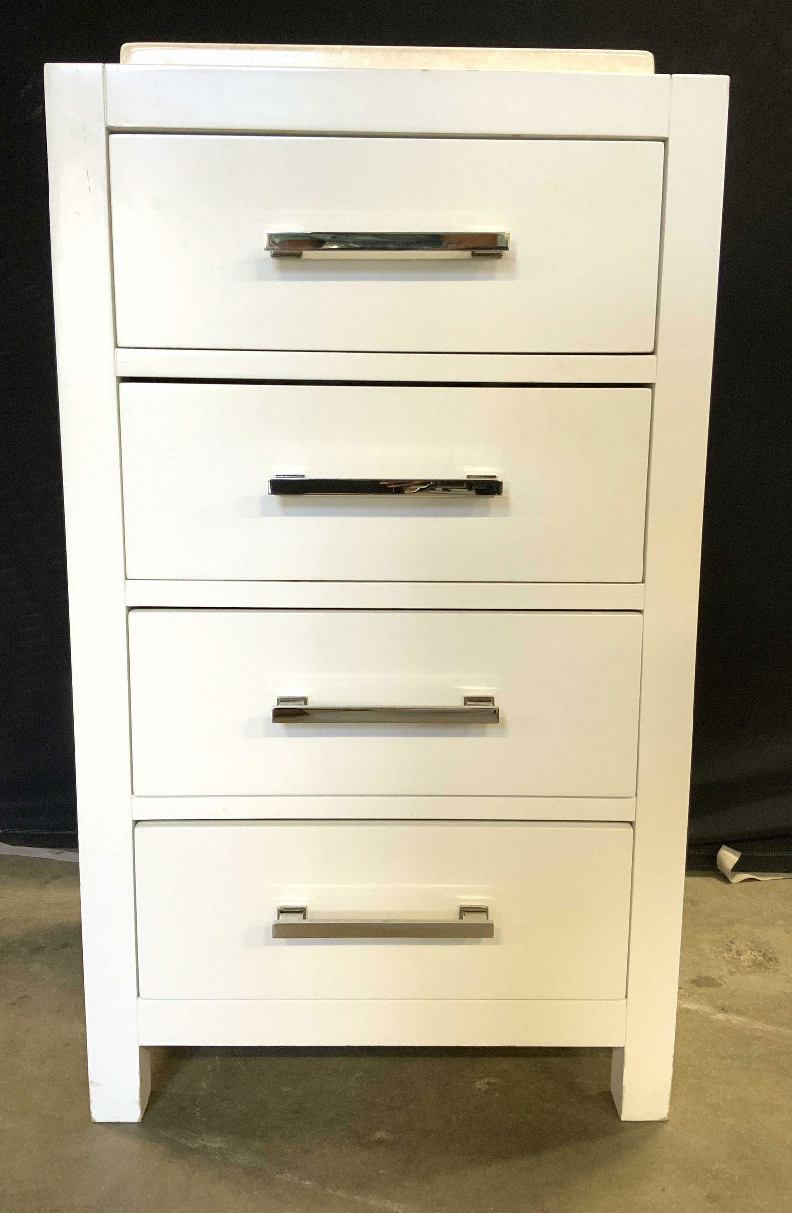 RESTORATION HARDWARE Hutton Chest Of Drawers (1 of 10)