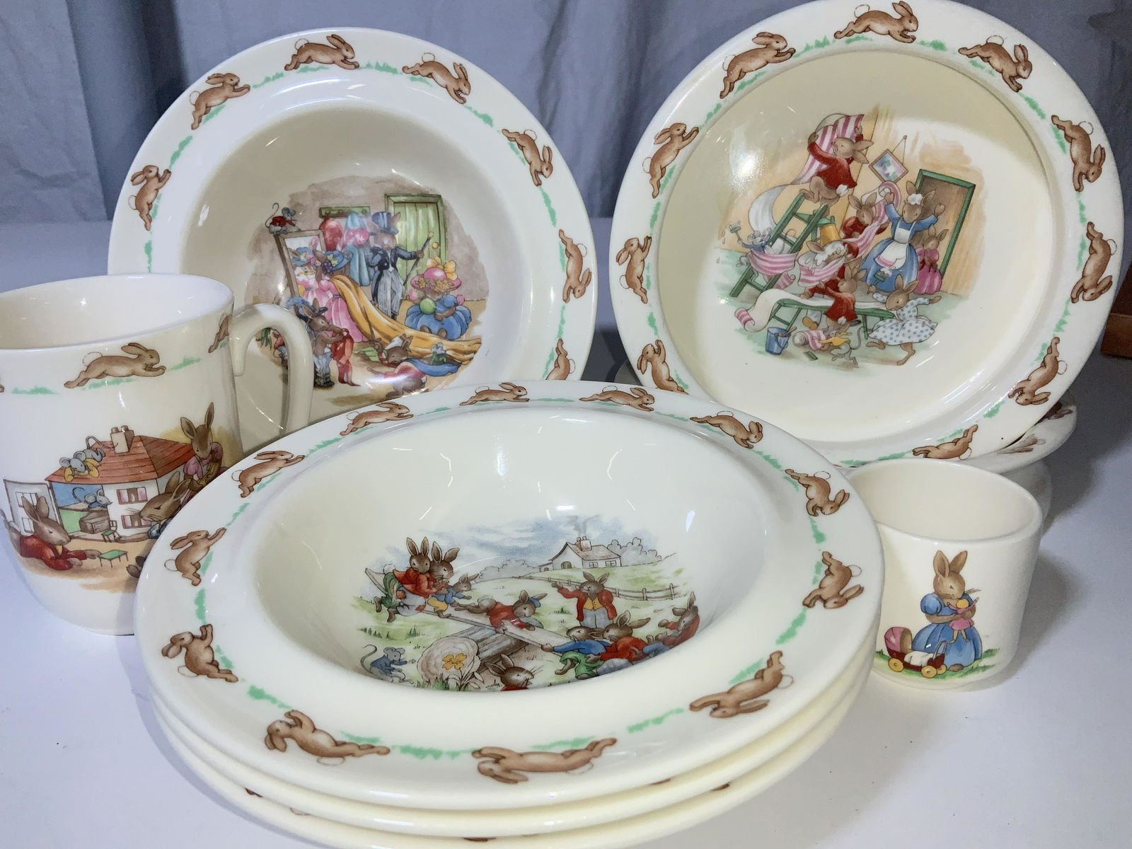 BUNNYKINS Royal Doulton Children's Tableware, 8 (1 of 8)