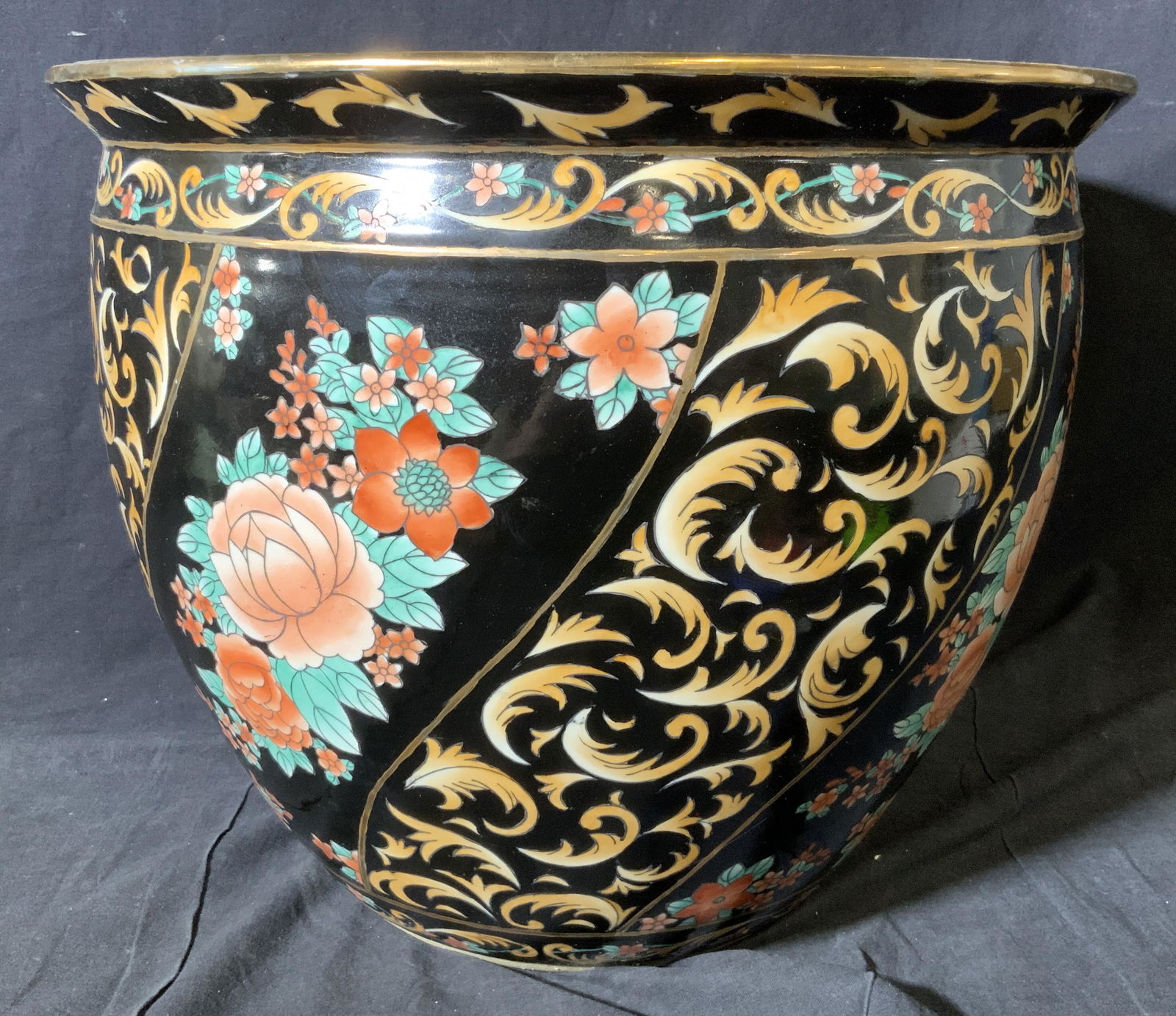 Asian Porcelain Floor Vase (1 of 10)