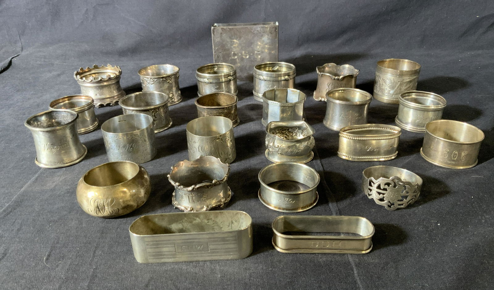 Lot 24 Sterling Silver Napkin Rings, GORHAM & More (1 of 15)