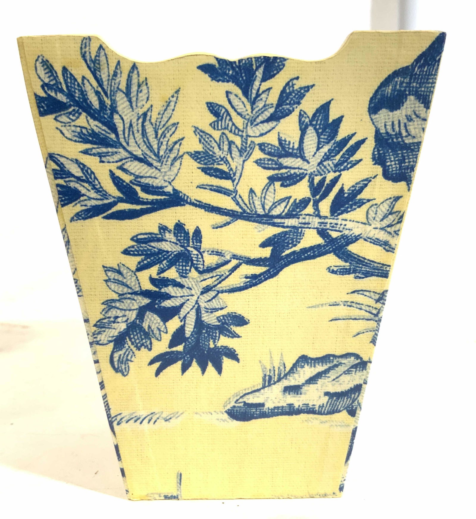 Petite Size Basket W Multi Toned Detail (1 of 8)