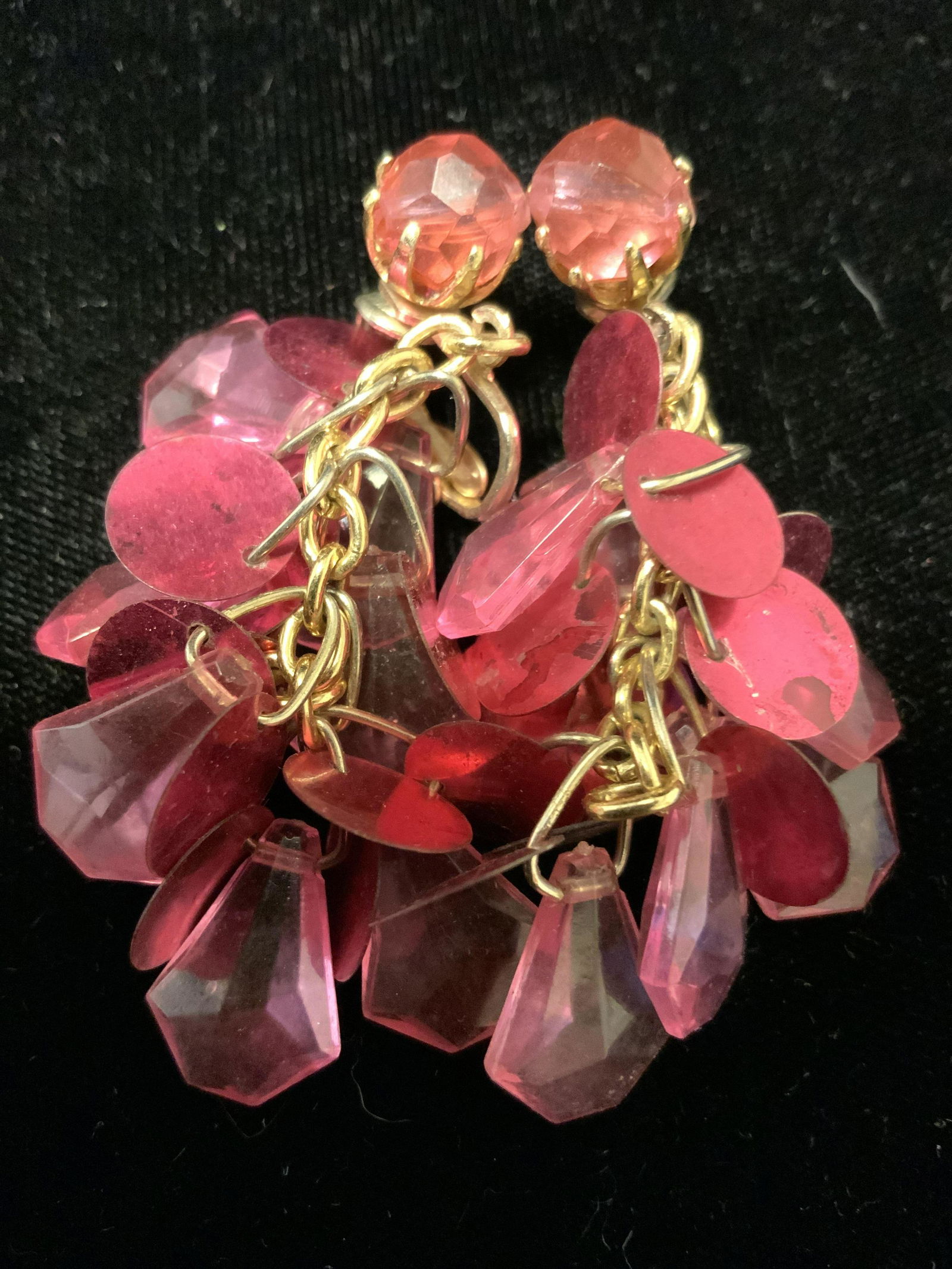 Vintage Pink Bead Shimmer Dangle Earrings (1 of 12)
