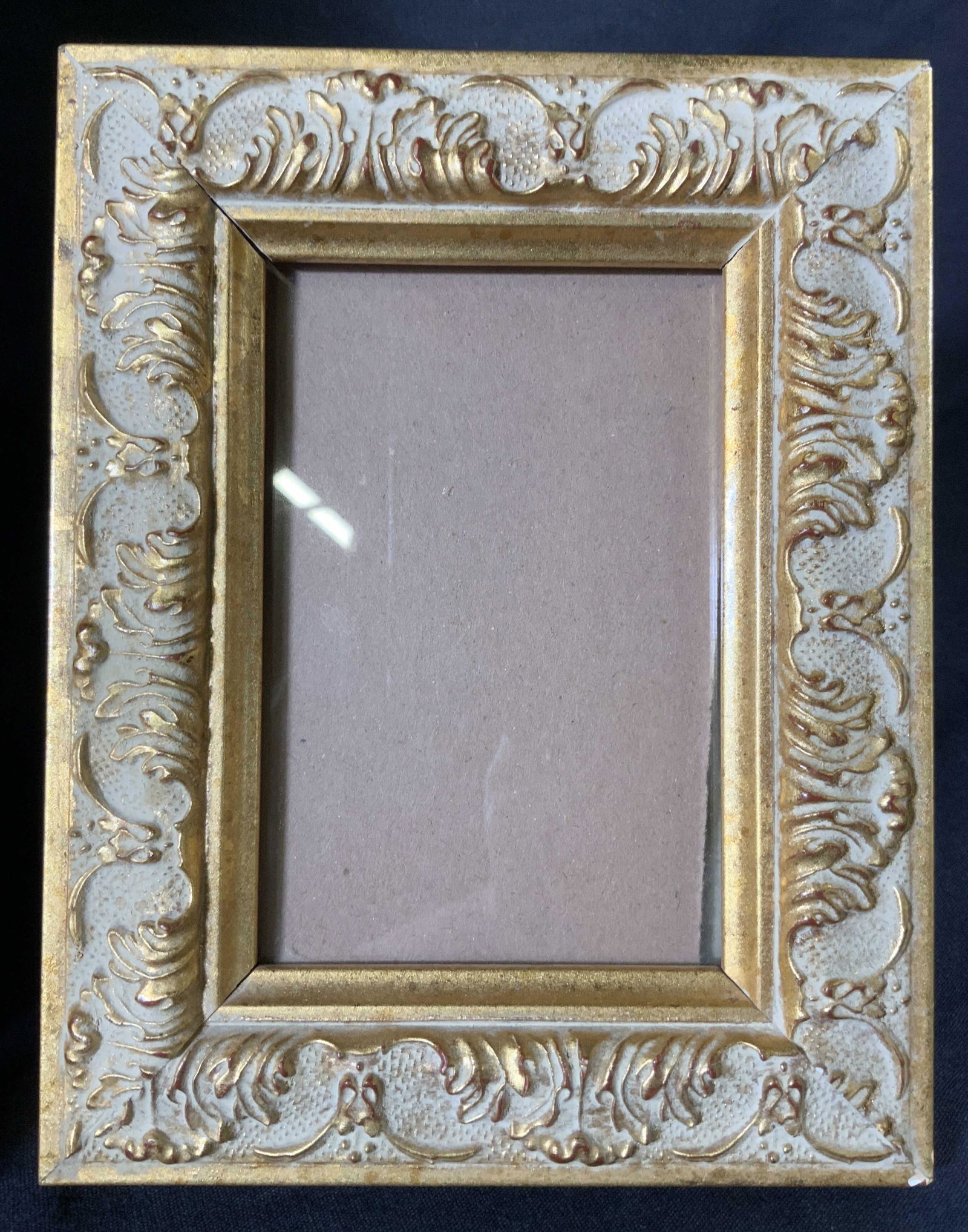 Lot 3 Decorative Picture Frames (1 of 5)
