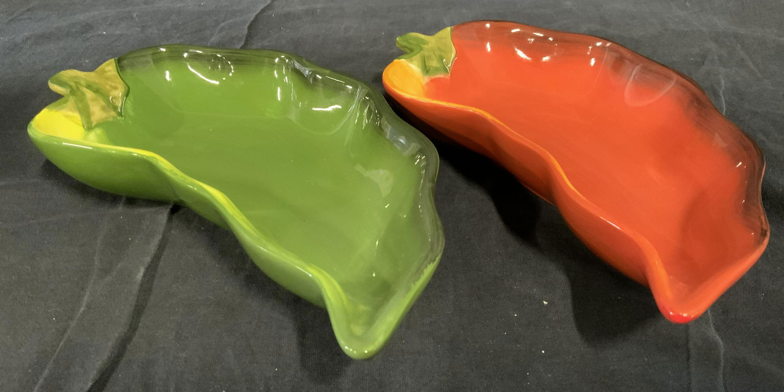 Pair Ceramic Pepper Shaped Dishes (1 of 4)