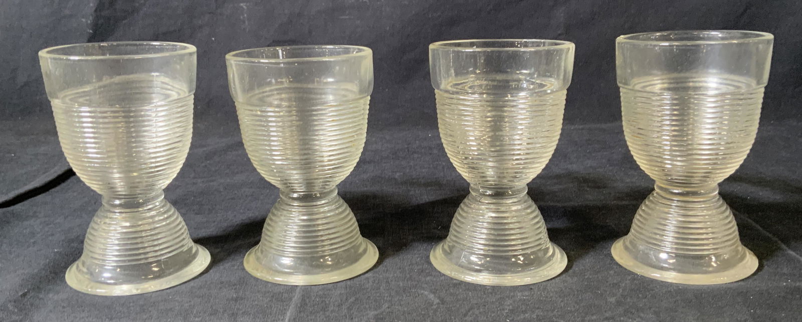 Set 4 Vintage Art Deco Style Glass Egg Cups (1 of 5)