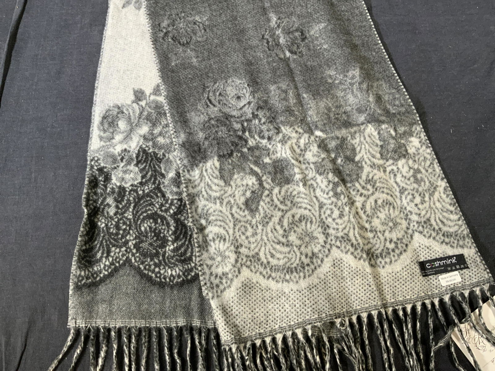 CASHMINK Floral Patterned Scarf (1 of 5)