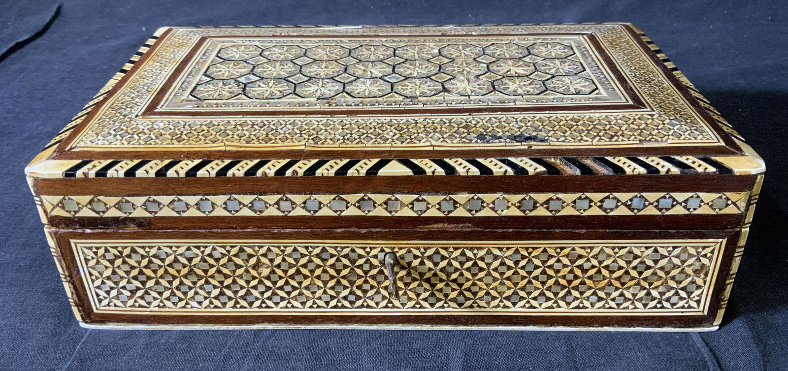 Shell Inlaid Wooden Box (1 of 7)