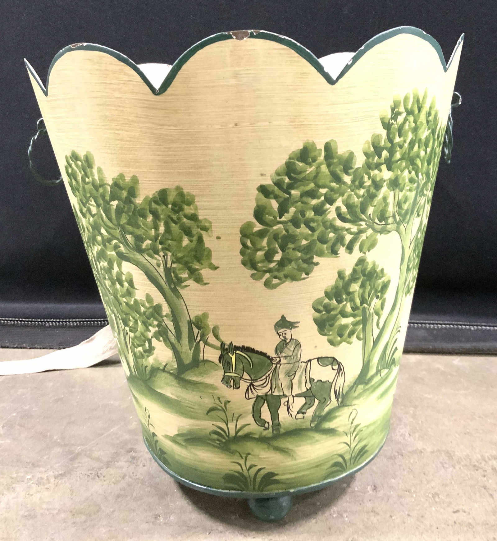 Vintage Footed Toleware Basket W Handles (1 of 7)