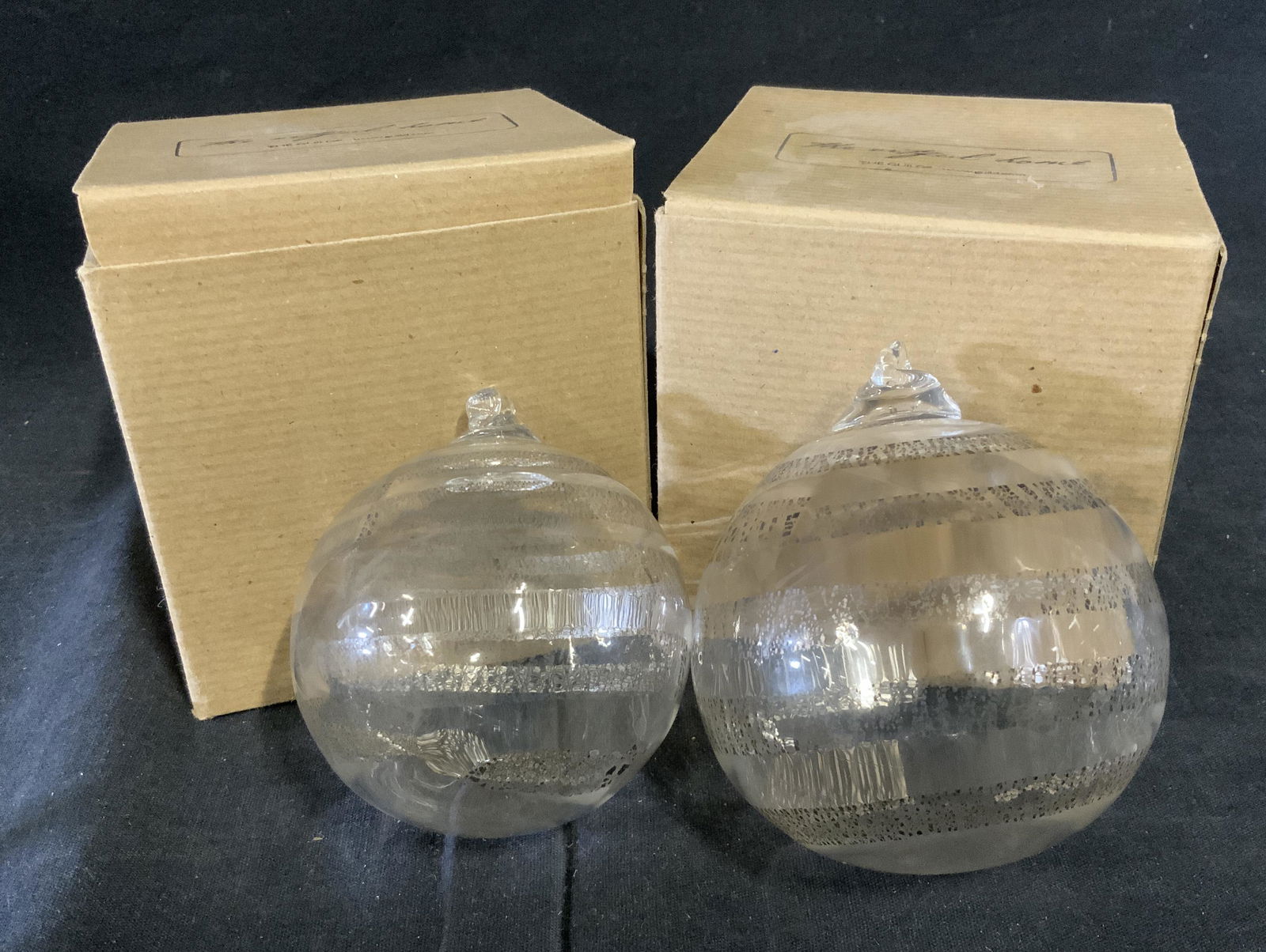 2 Gwen Avant Glass Christmas Ornaments (1 of 6)