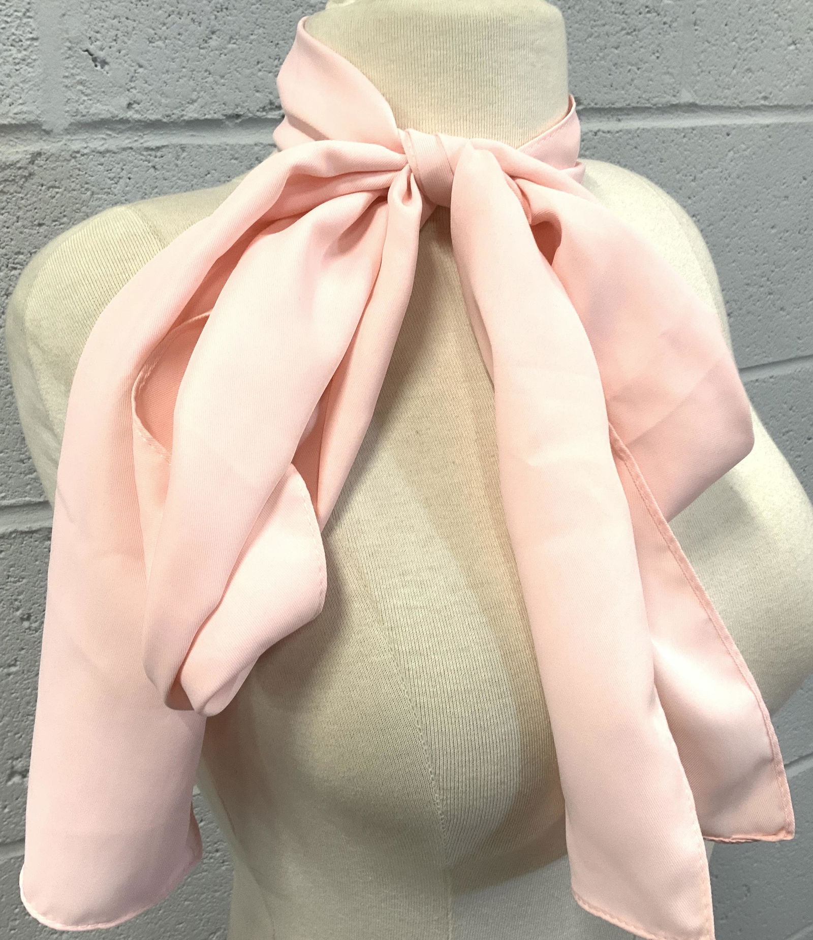 COLORPLAY Pink Fashion Scarf (1 of 5)