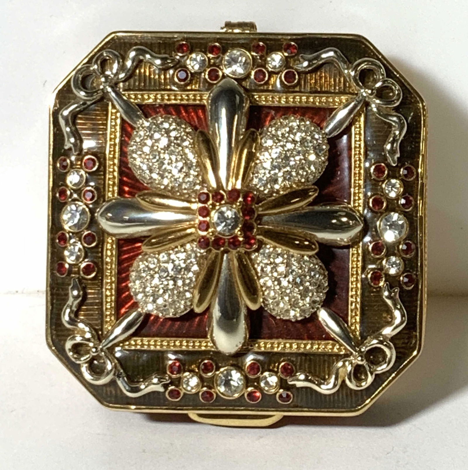 Collect. Joan Rivers Crystal & Enamel Trinket Box (1 of 7)